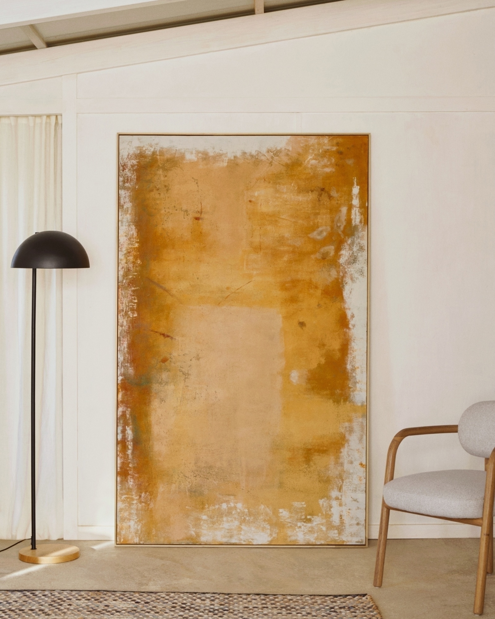 Торшер из дерева ясеня Catlar и металла черный La Forma (ex Julia Grup)