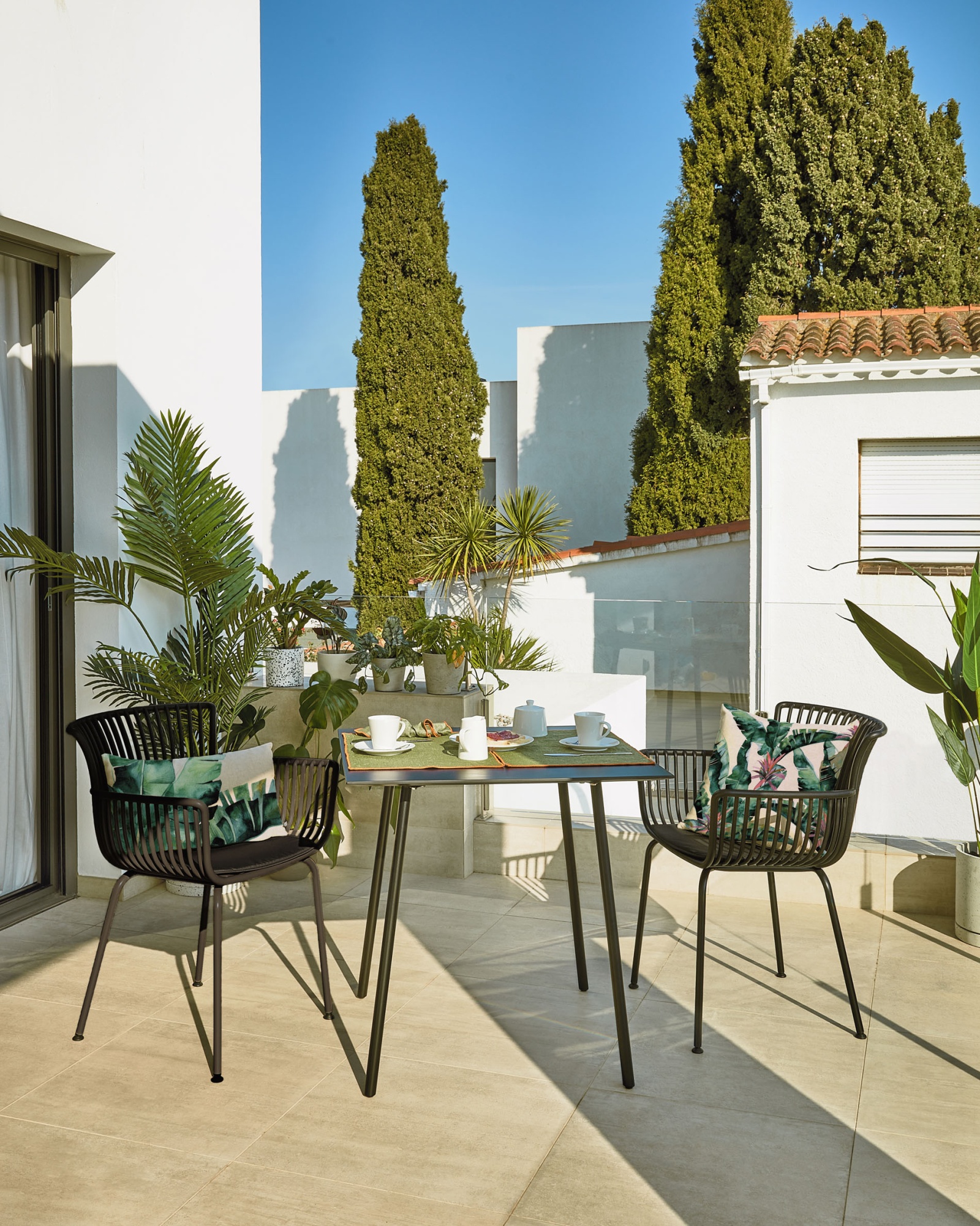 Садовый стул Surpika черный La Forma (ex Julia Grup)