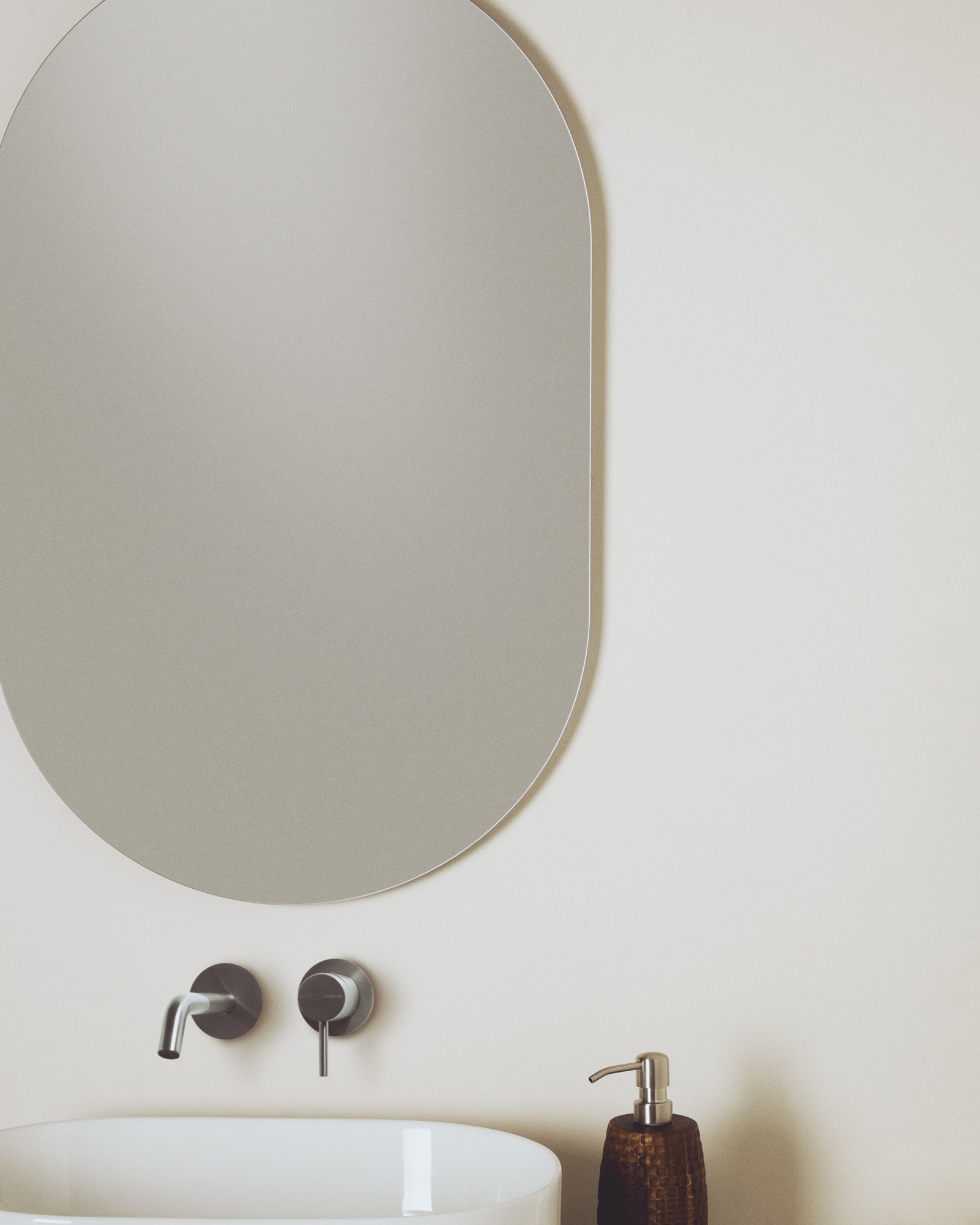 Овальное зеркало для ванной Donia 80 x 50 см La Forma (ex Julia Grup)