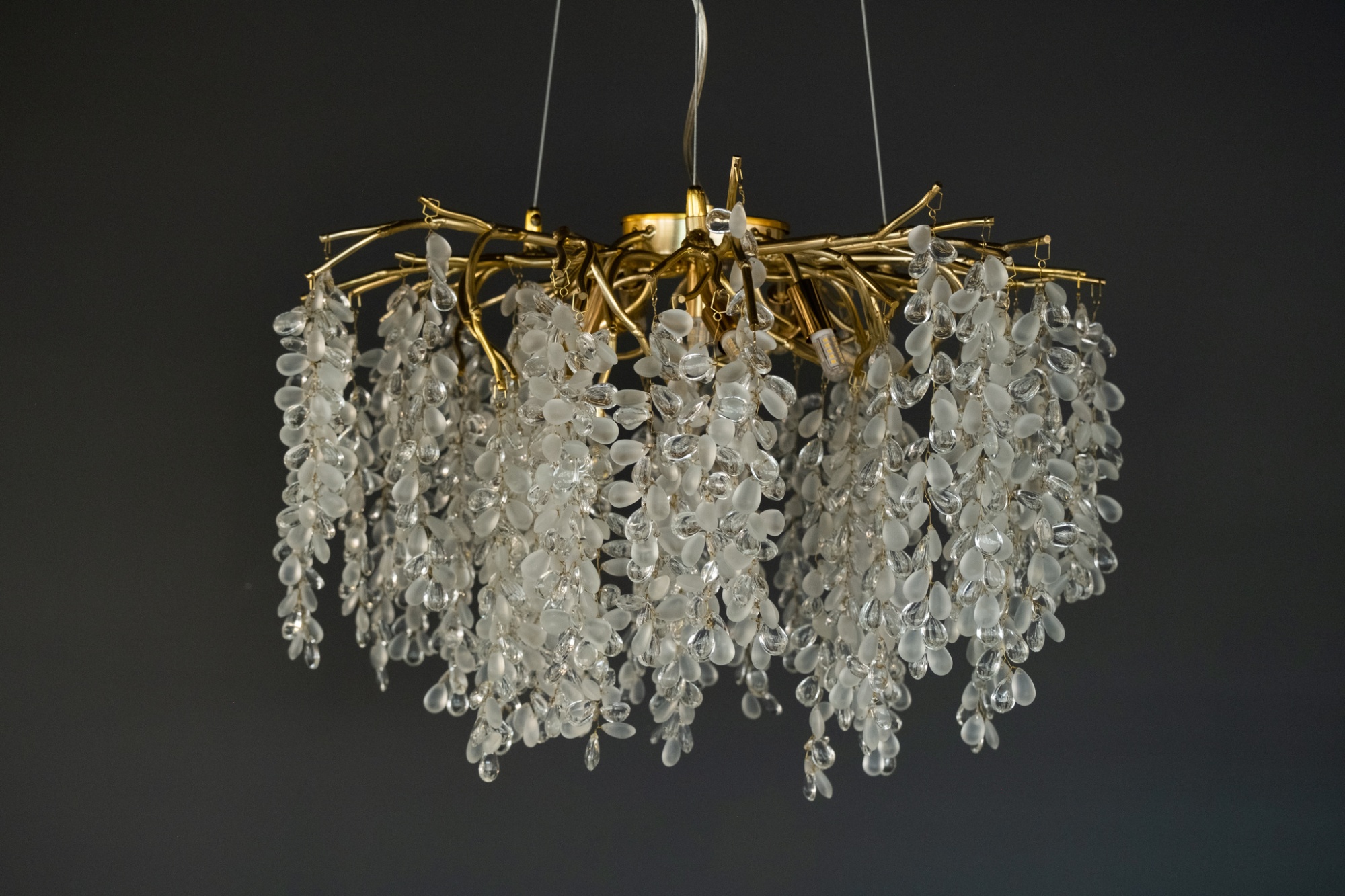 Люстра Milosh tendence 0921CL-8GD