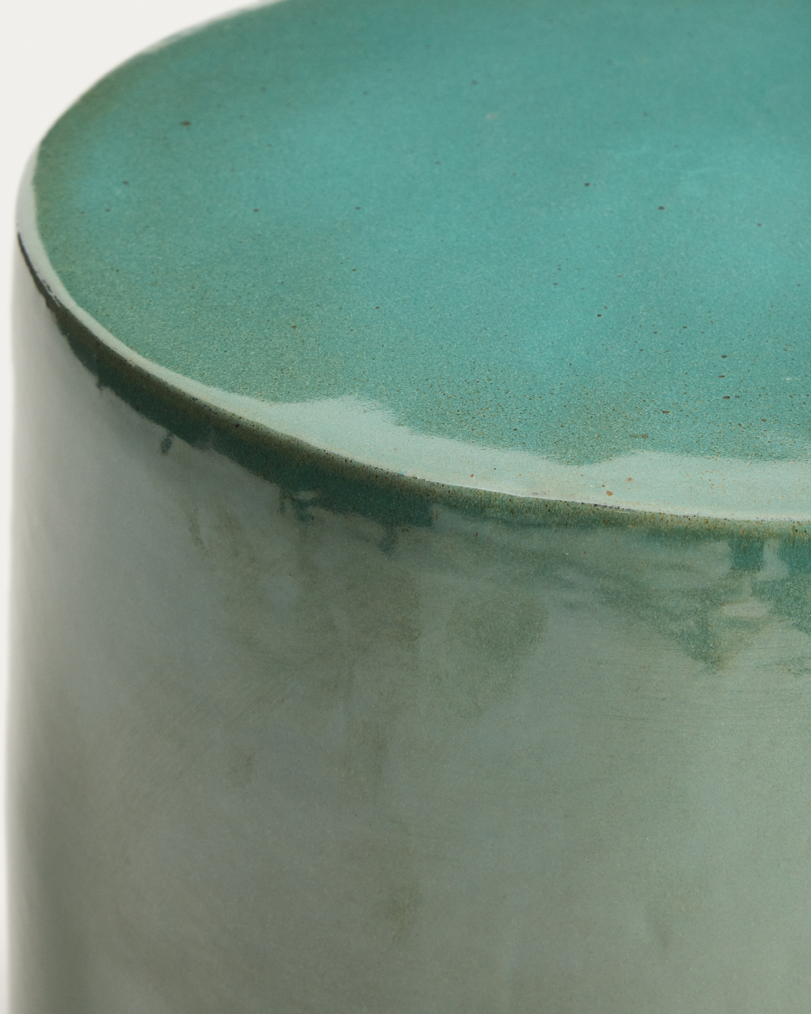 Уличный приставной столик Mesquida из керамики с бирюзовой глазурью 35 см La Forma 482307