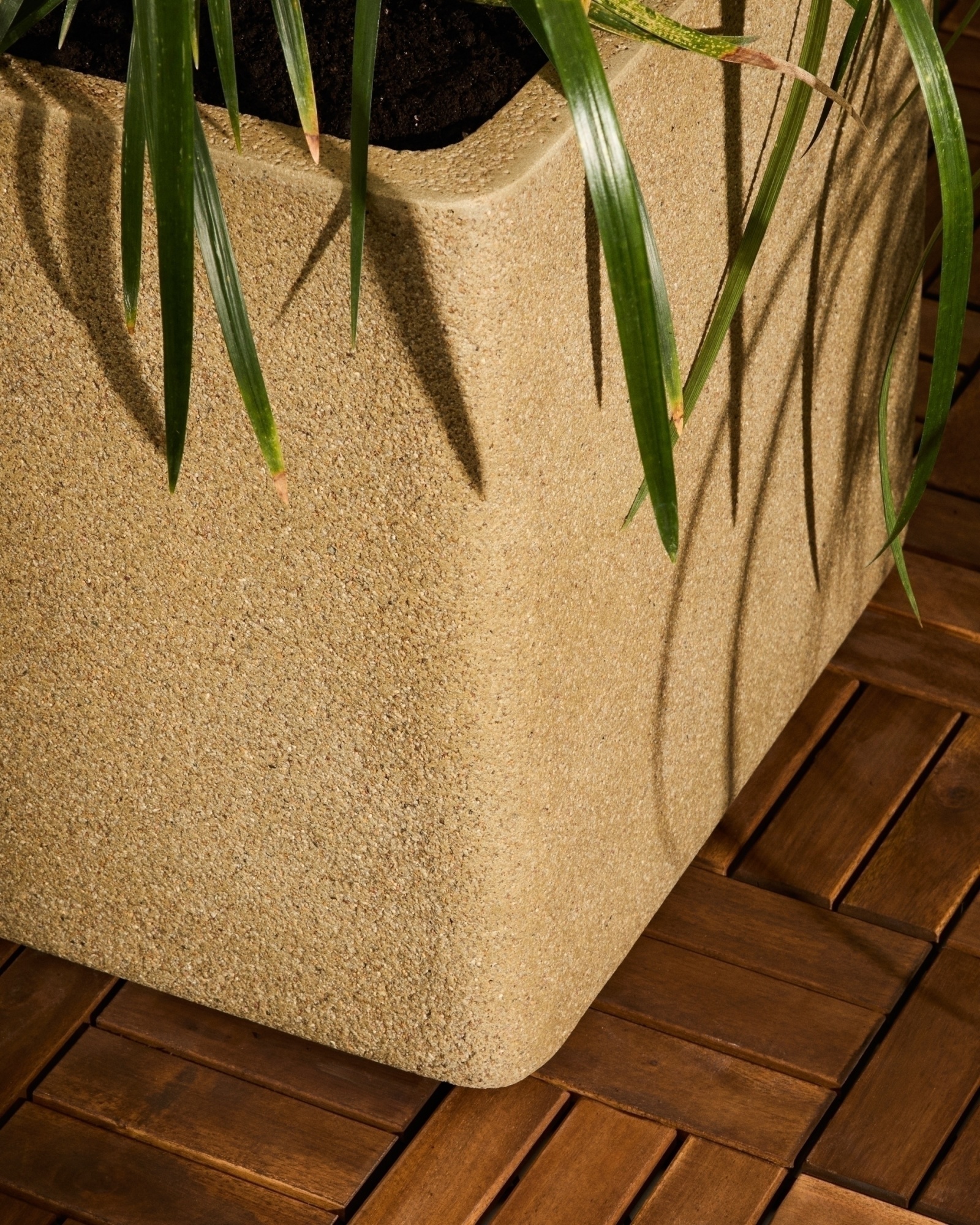 Набор из 2 кашпо Minoa горчичного цвета из песчаника 44 x 44 см La Forma (ex Julia Grup)