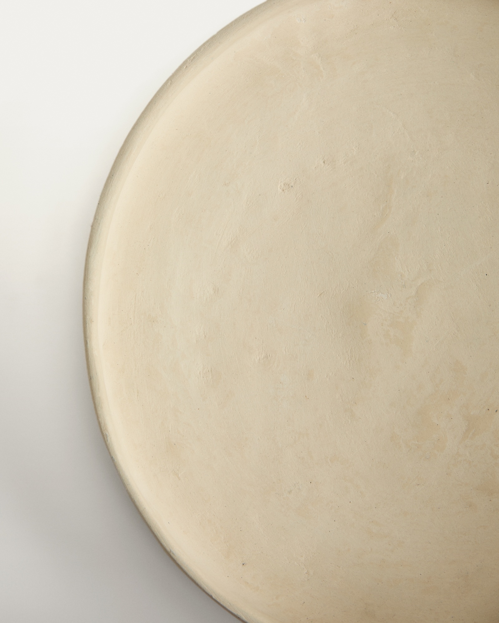 Кухонный поднос Mireni из папье-маше бежевого цвета Ø 29 см La Forma (ex Julia Grup)