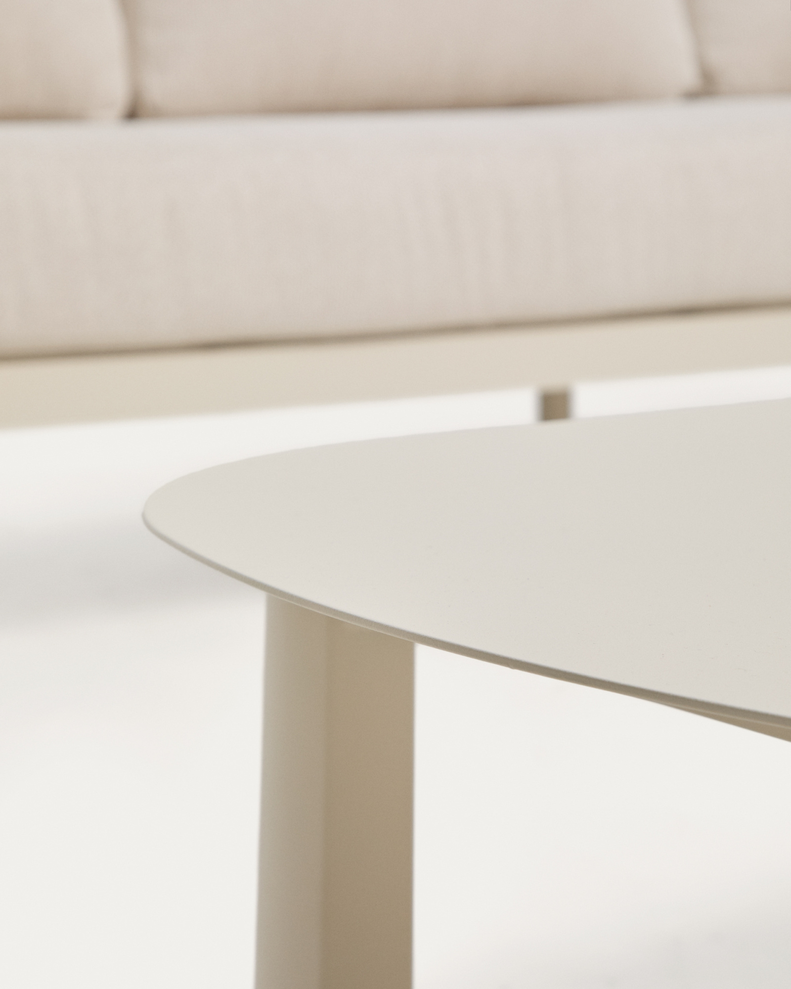 Комплект садовой мебели Aleria из бежевого алюминия и веревки La Forma 482574