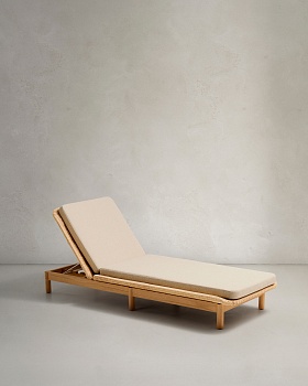 Шезлонг Galea из тикового дерева и синтетического ротанга La Forma (ex Julia Grup)