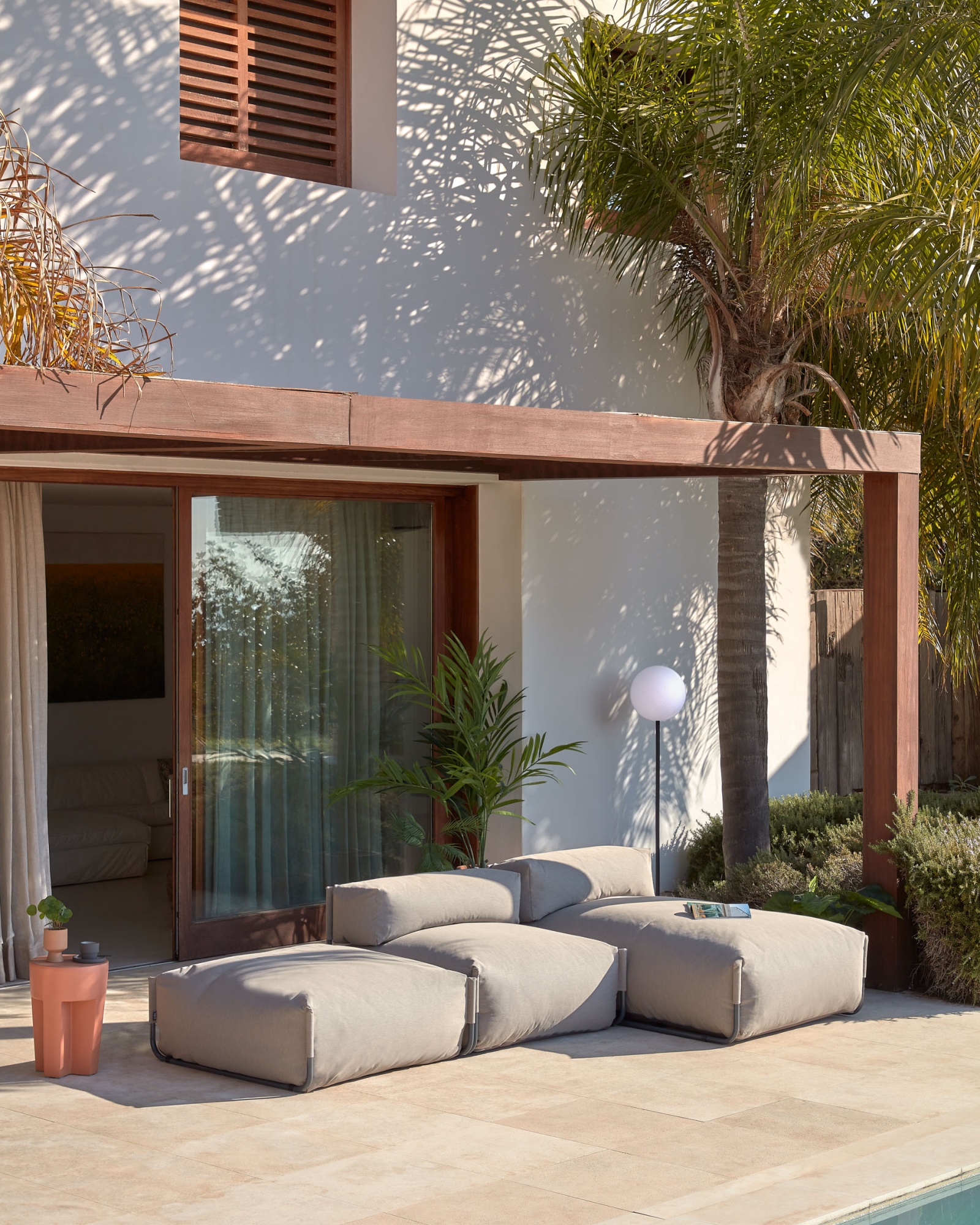 Square пуф квадратный  101 x 101 см, бежевый, черный алюминий, для садового модульного дивана La Forma (ex Julia Grup)