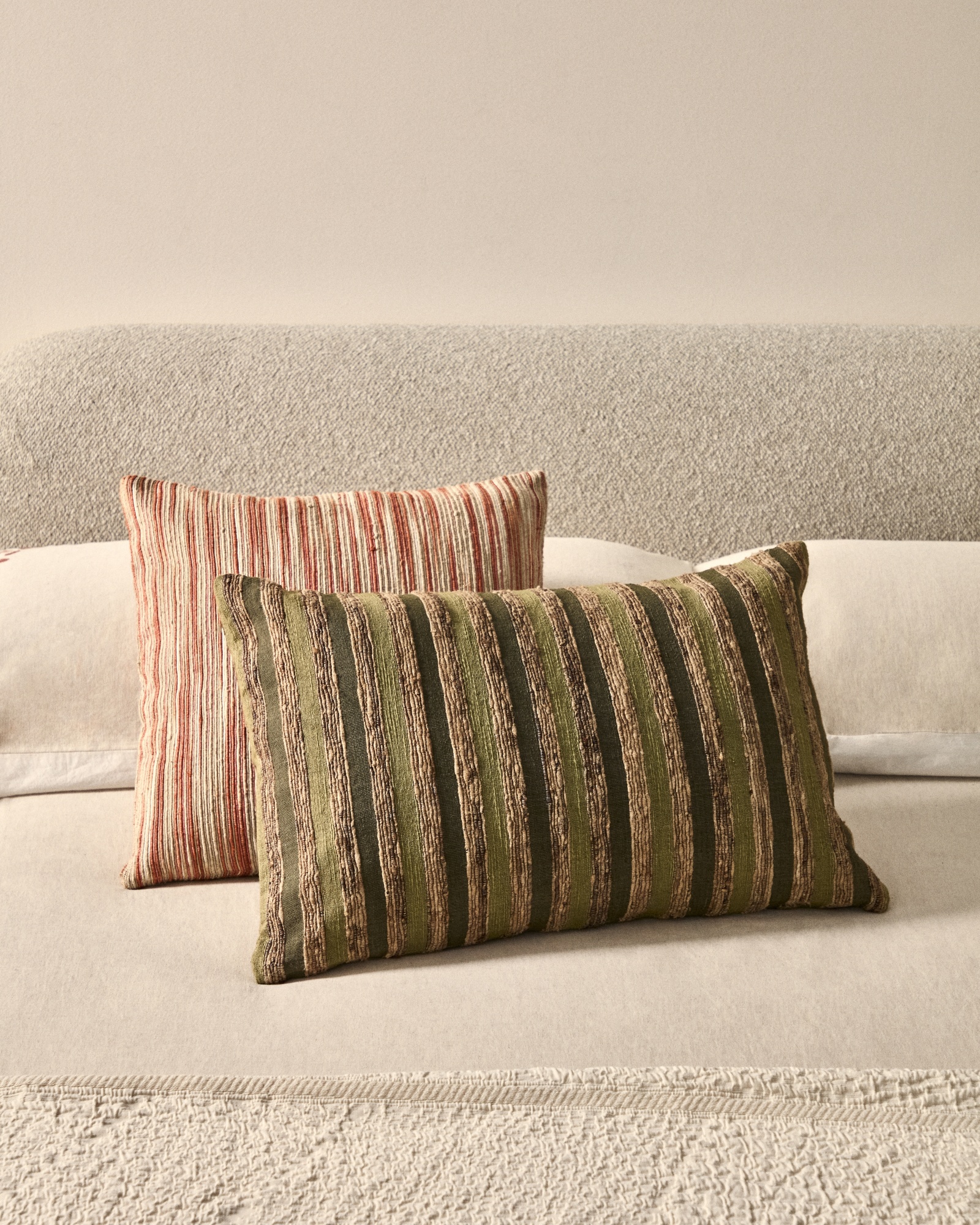 Чехол для подушки Dorevi из жаккарда в зеленую полоску 40 x 60 см La Forma (ex Julia Grup)