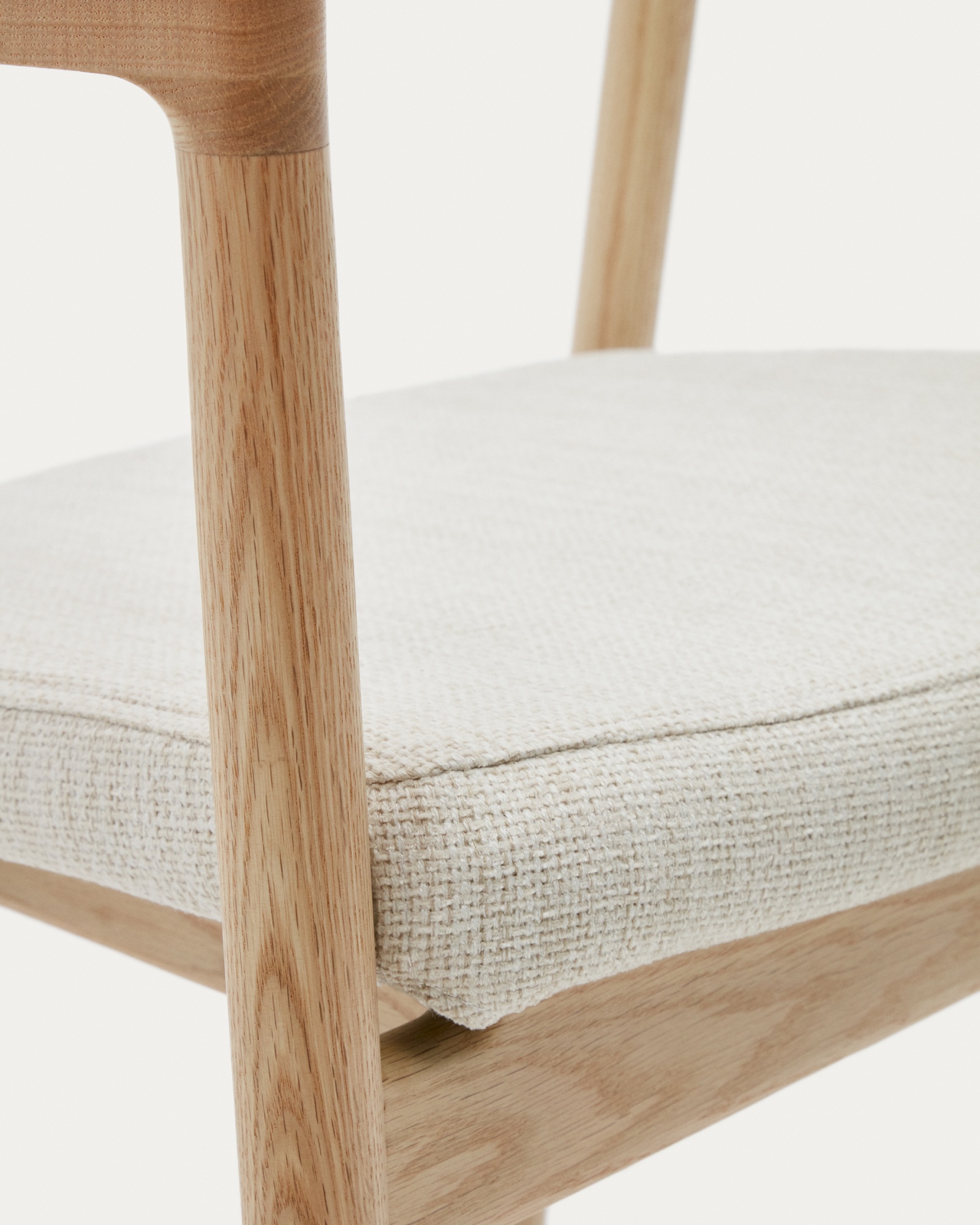 Чехол для стула Alocs из бежевого шенилла La Forma (ex Julia Grup)