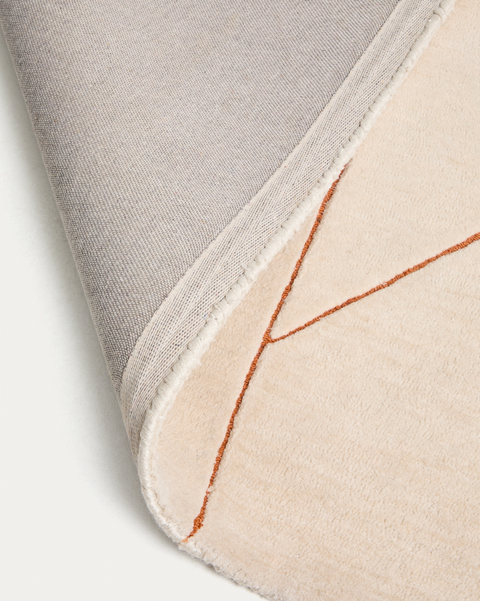 Ковер Delide из синтетического волокна цвета экрю с оранжевым графическим рисунком, 160 x 230 см La Forma 481215