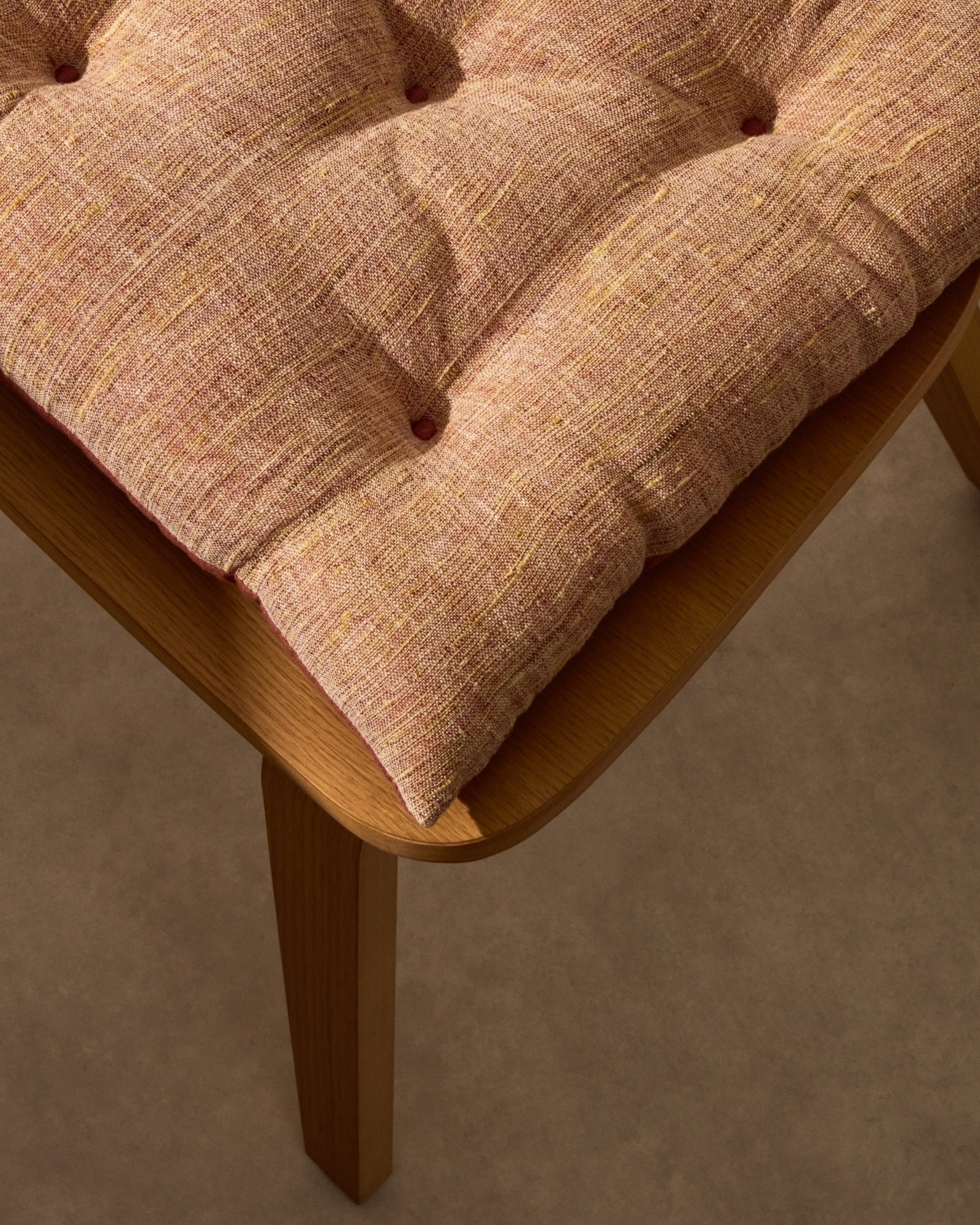 Aren Подушка для стула розового цвета 45 x 45 см La Forma (ex Julia Grup)