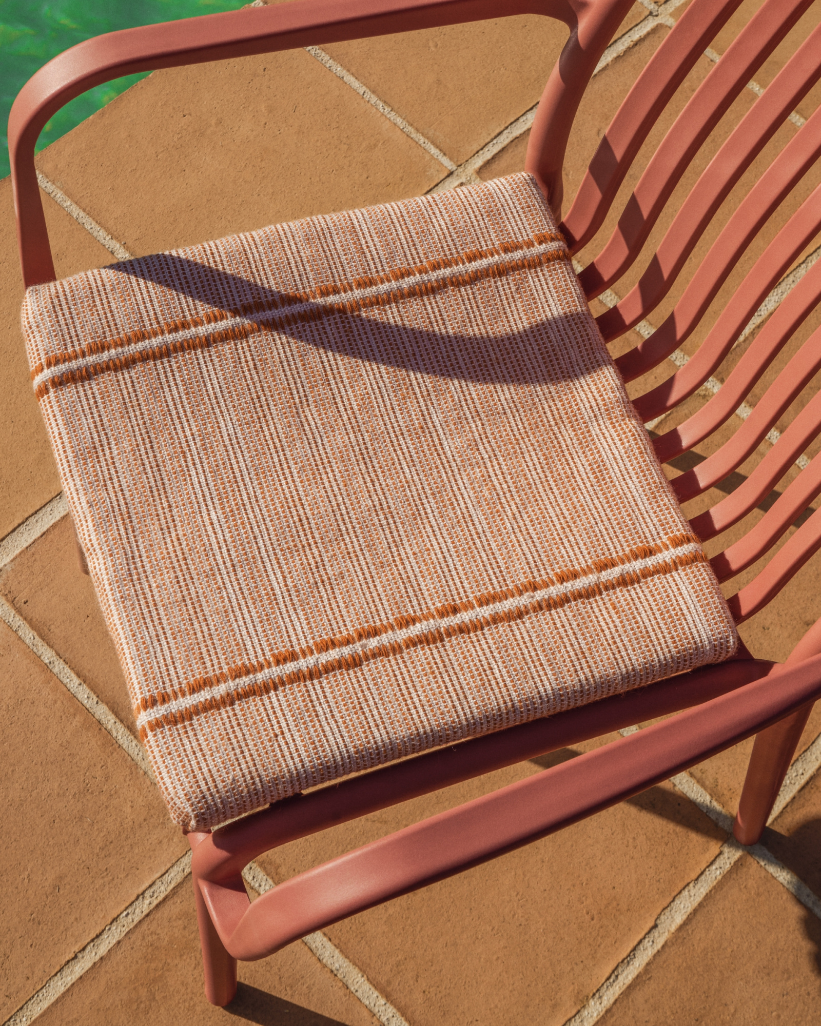 Подушка для стула Drati оранжевого цвета, 100% ПЭТ, 40 x 60 см La Forma 481439