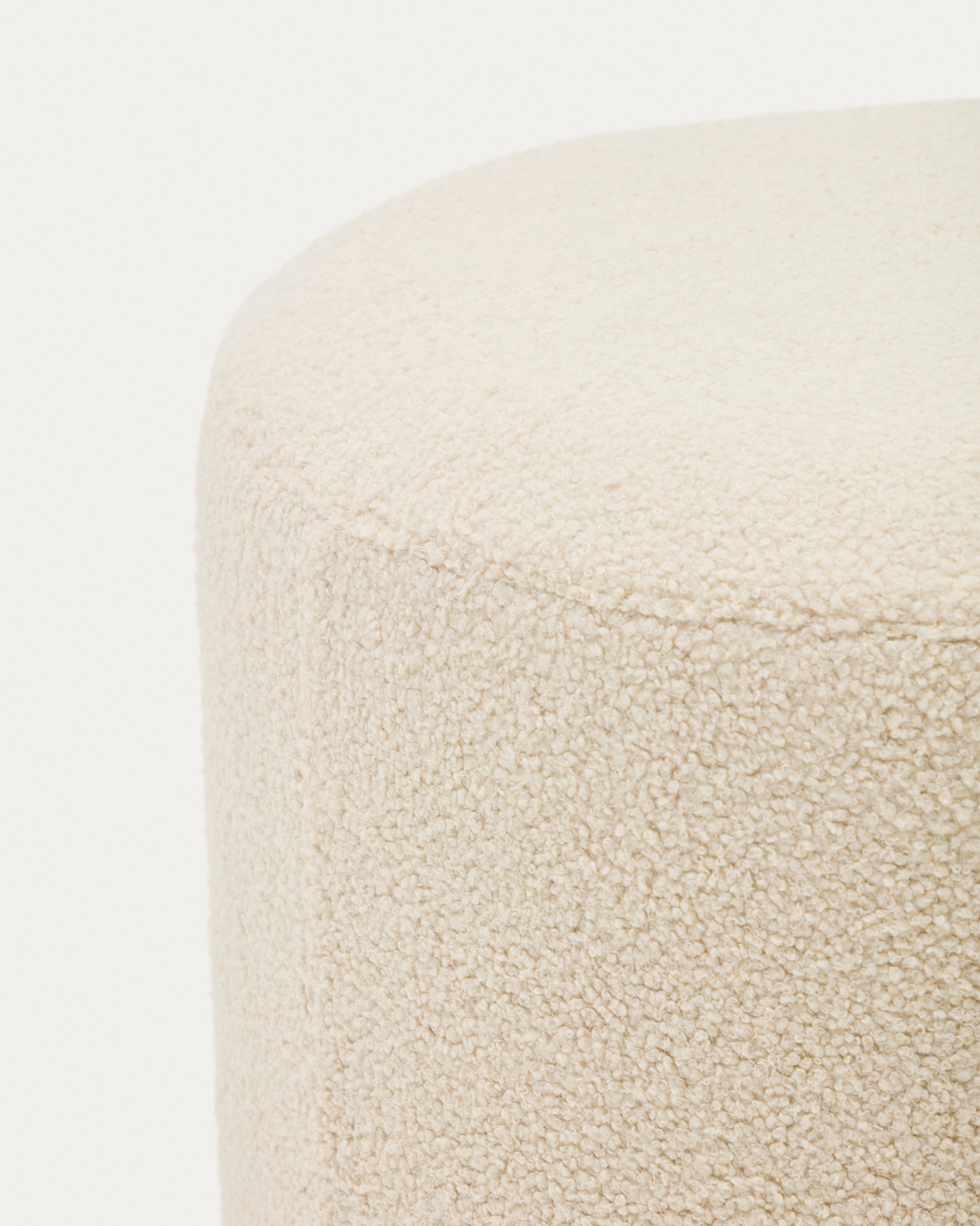 Kaeli Пуф для ног со съемным чехлом из экрю букле Ø 60 La Forma (ex Julia Grup)