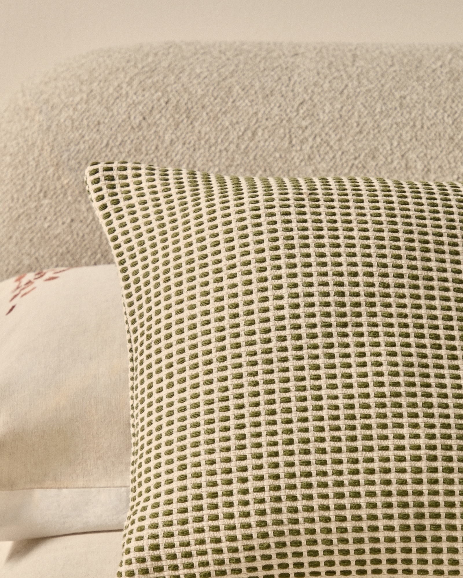 Чехол для подушки Erelia зеленый хлопковый жаккард 45 x 45 см La Forma (ex Julia Grup)