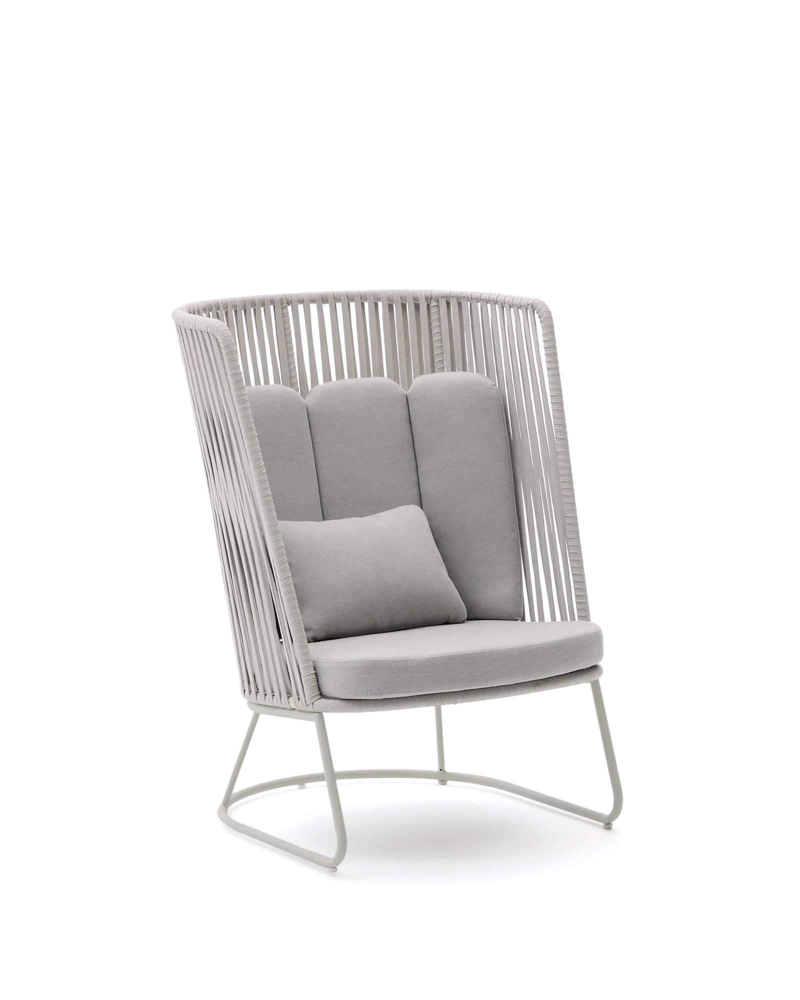 Уличное кресло Saconca с высокой спинкой из веревочного шнура и серой оцинкованной стали La Forma (ex Julia Grup)