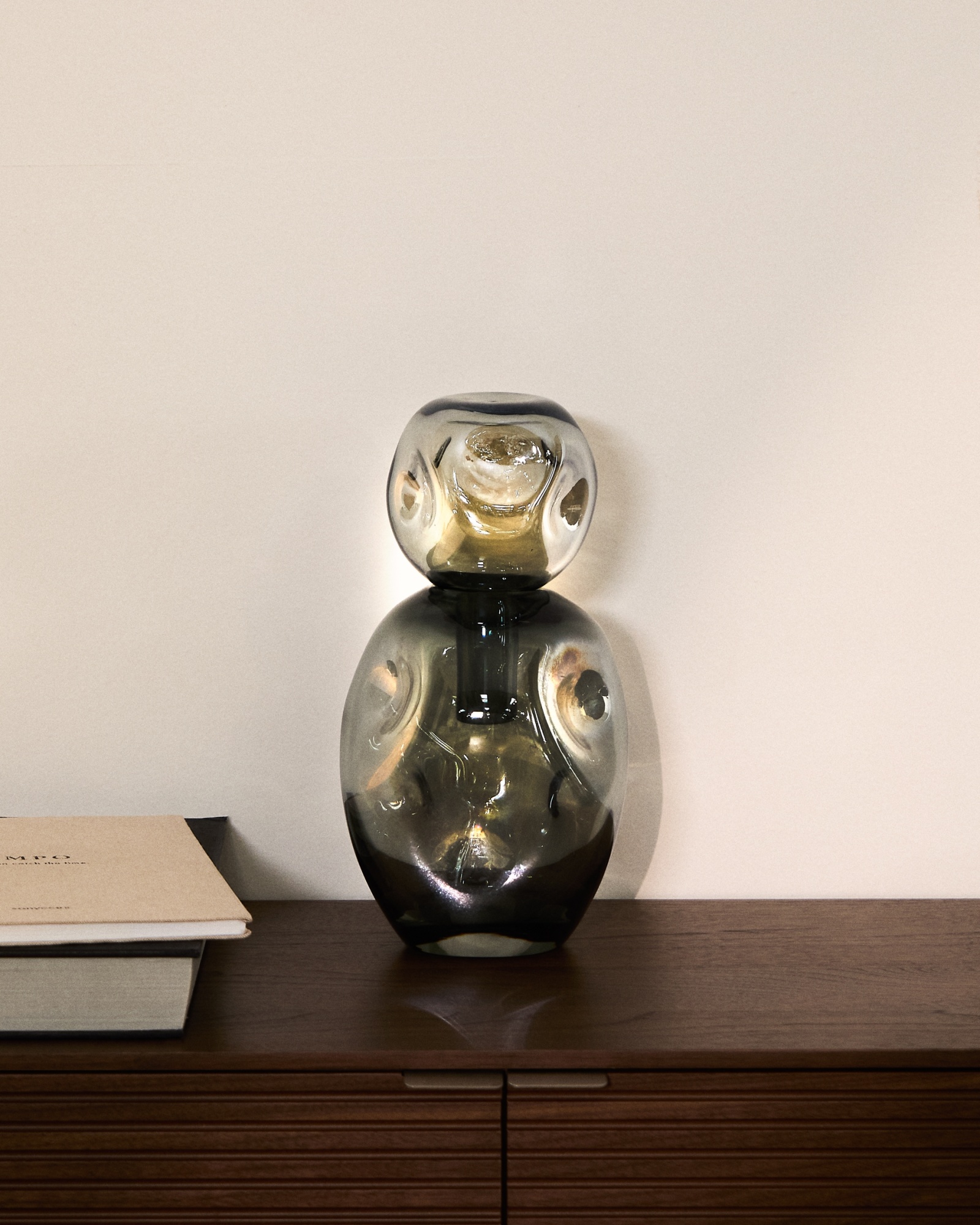 Ваза Olivet из серого стекла 32,5 см La Forma (ex Julia Grup)