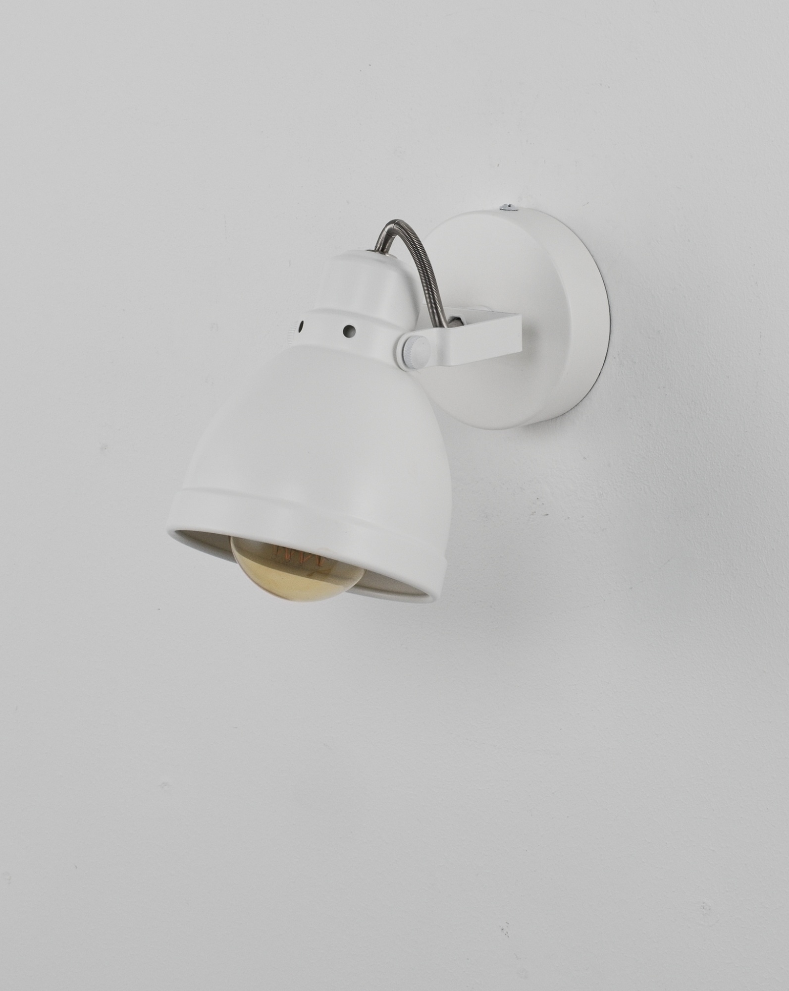 Спот Moderli V3040-1W Origami 1*E14*40W