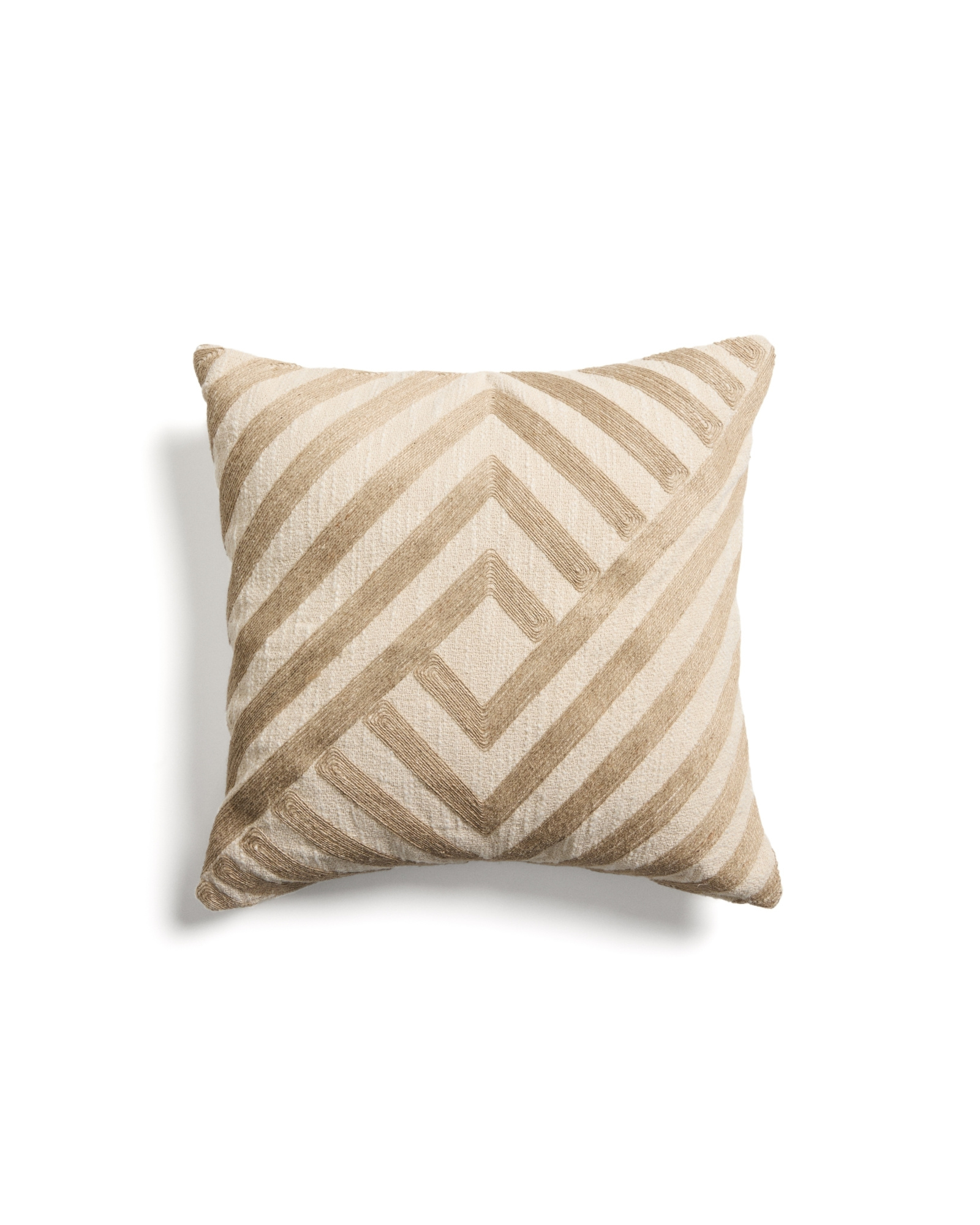 Чехол для подушки Silume из хлопка цвета экрю с бежевой вышивкой из джута, 45 x 45 см La Forma 481475