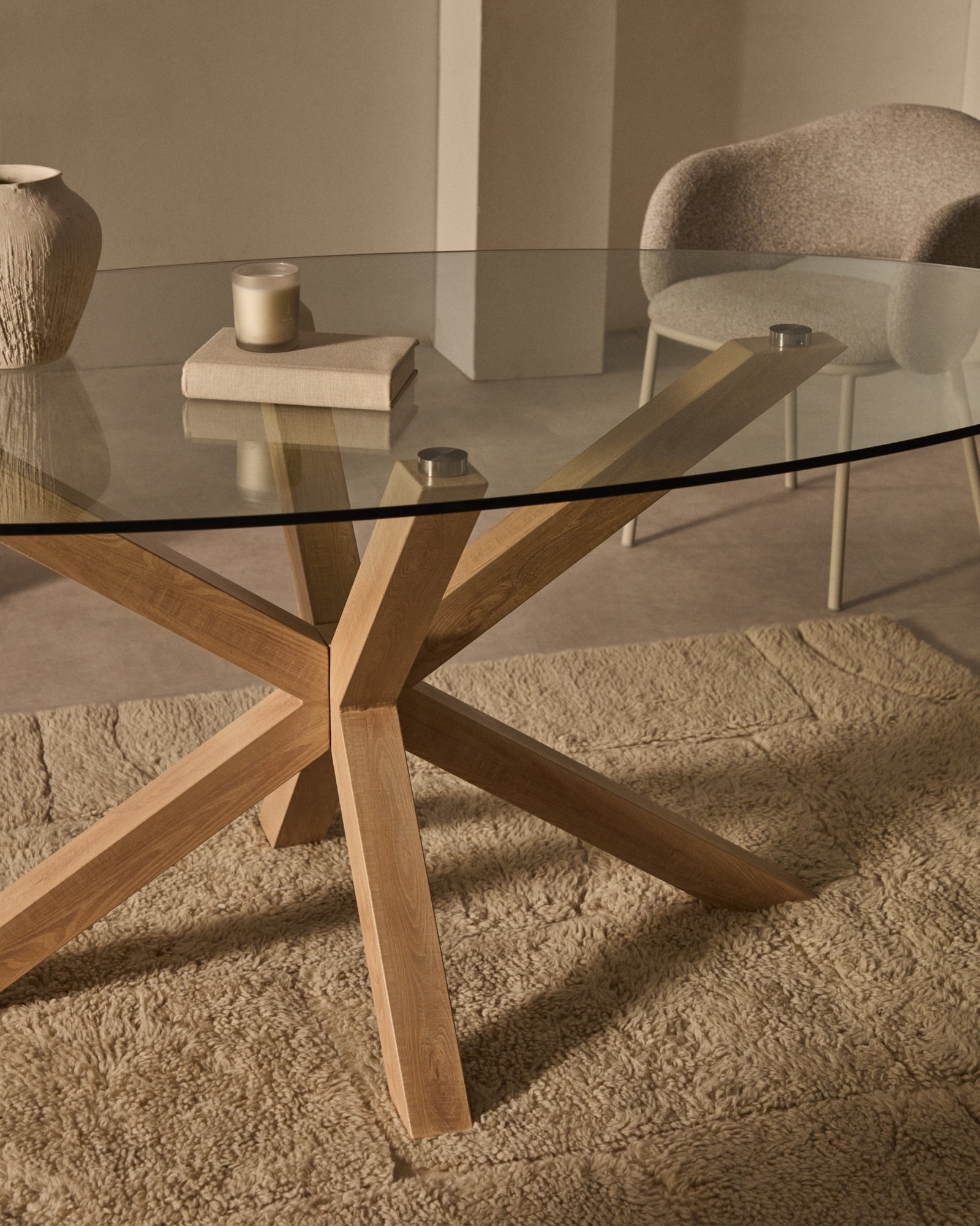 Овальный стол ARYA Argo из прозрачного стекла и стали с эффектом дерева 200x100 La Forma (ex Julia Grup)