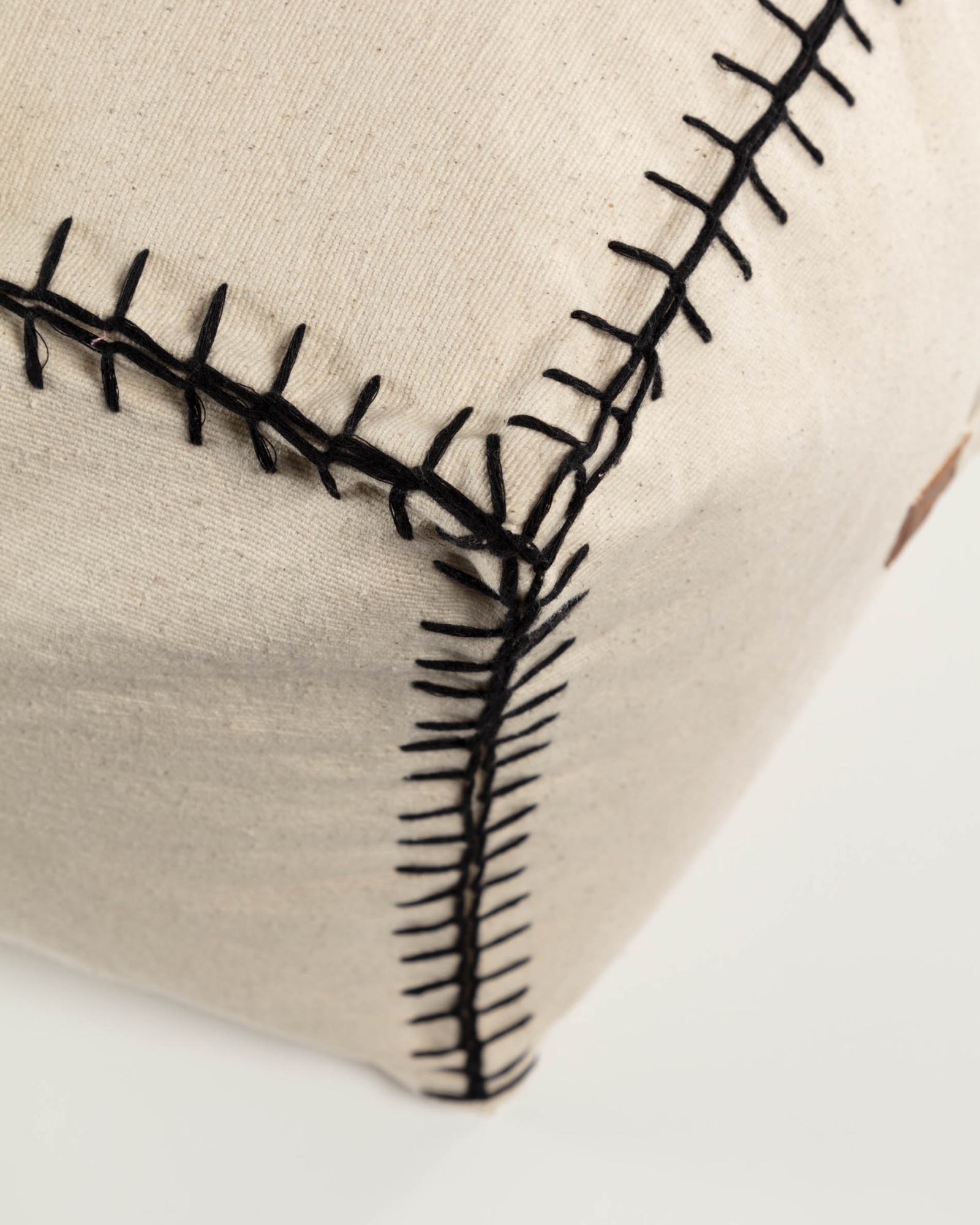 Пуф Anahi 45 x 30 cm La Forma (ex Julia Grup)