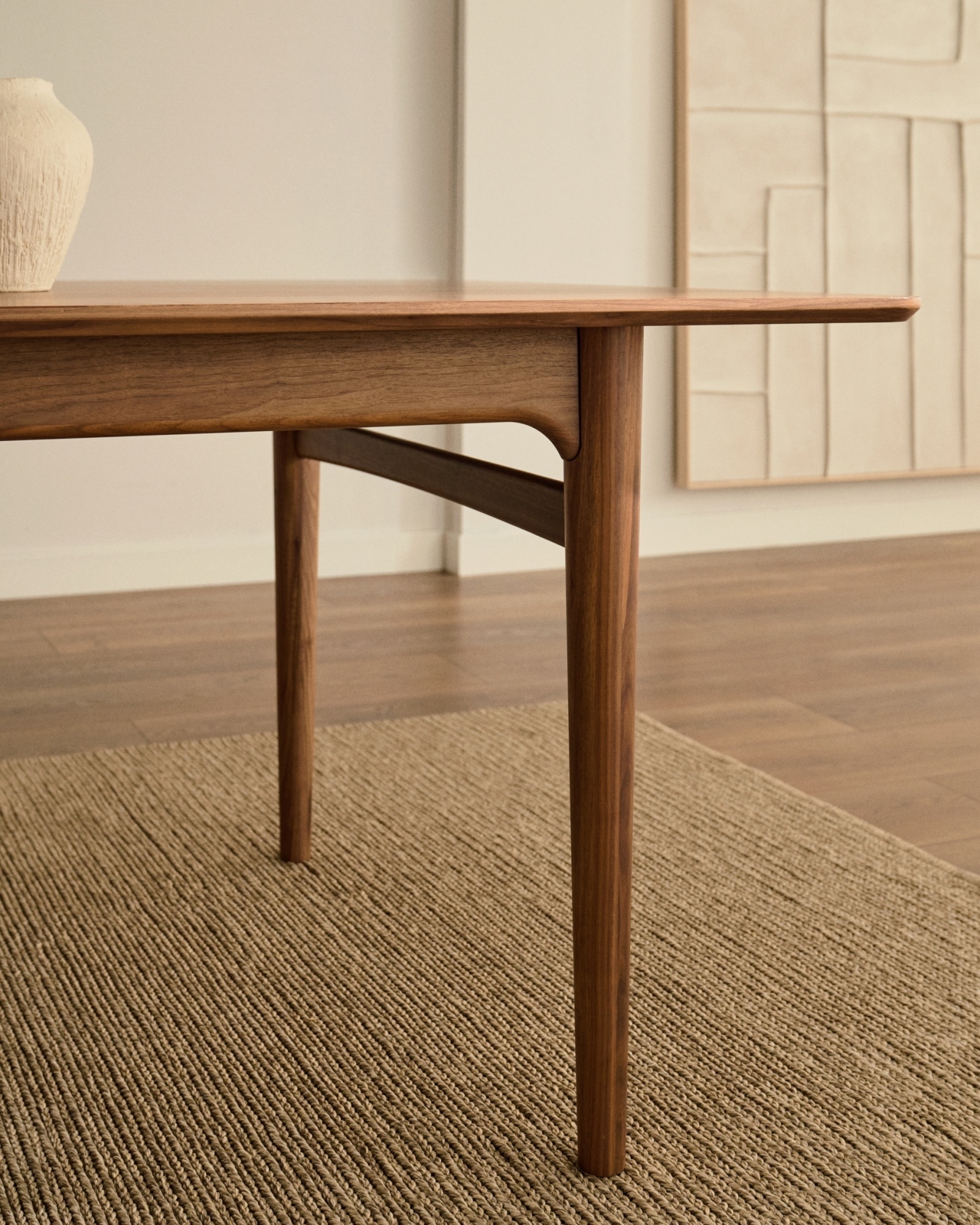 Стол раздвижной Elan из шпона и массива ореха 200 (260) x 100 La Forma (ex Julia Grup)