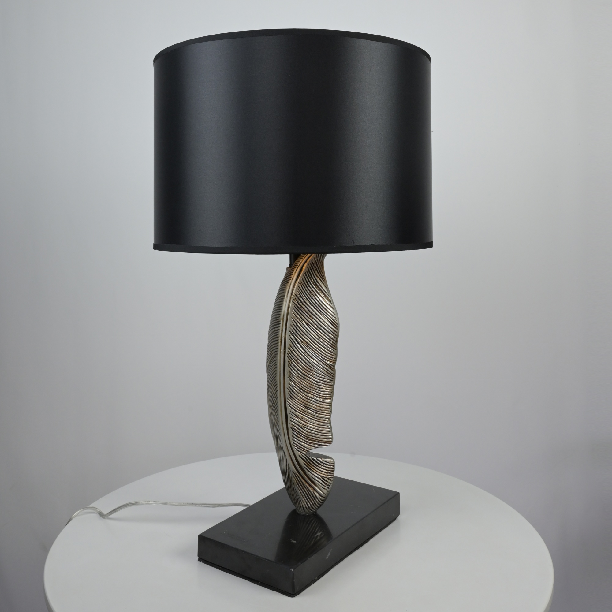 Настольная лампа Raveno Black L59 by ImperiumLoft