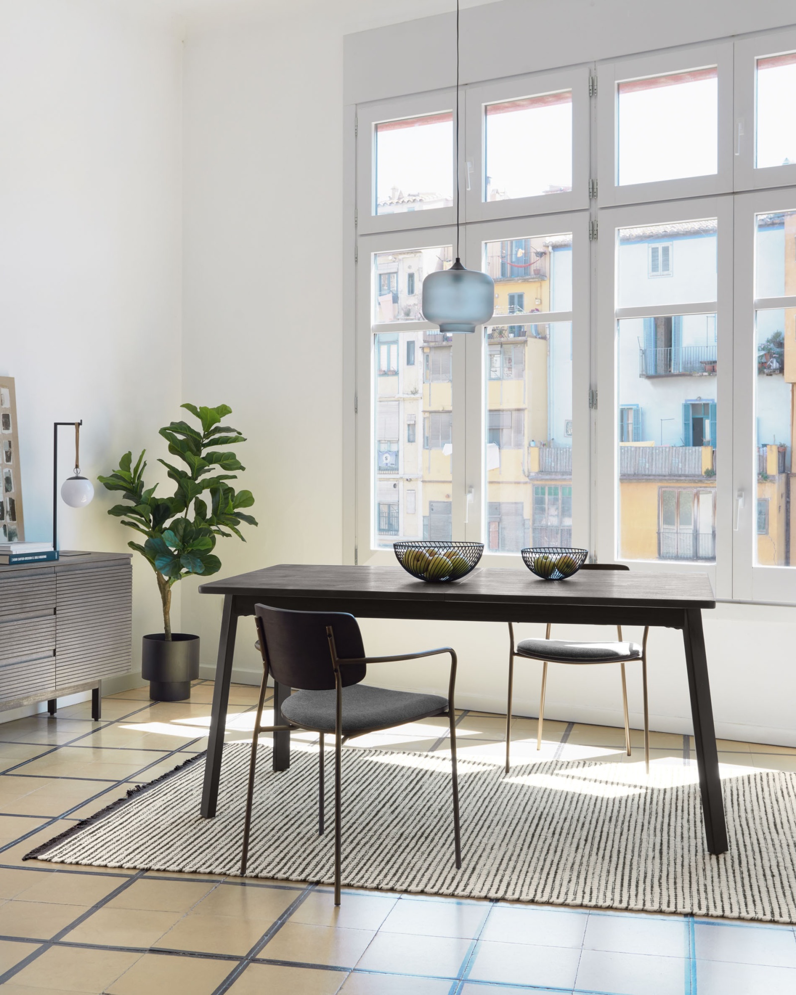 Настольная лампа Monteiro La Forma (ex Julia Grup)