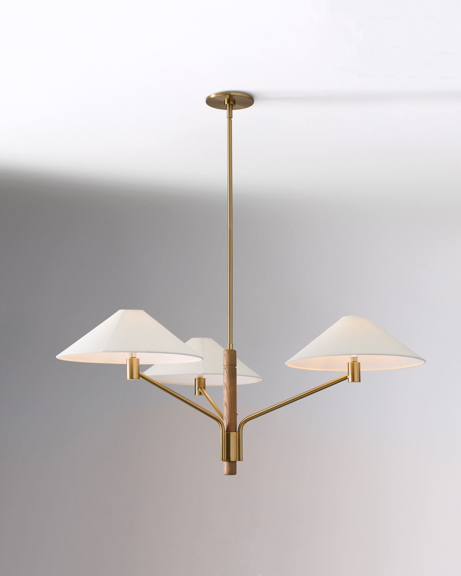 Люстра с тремя лампами Валуа Louvre Home LHLCH340324SWL