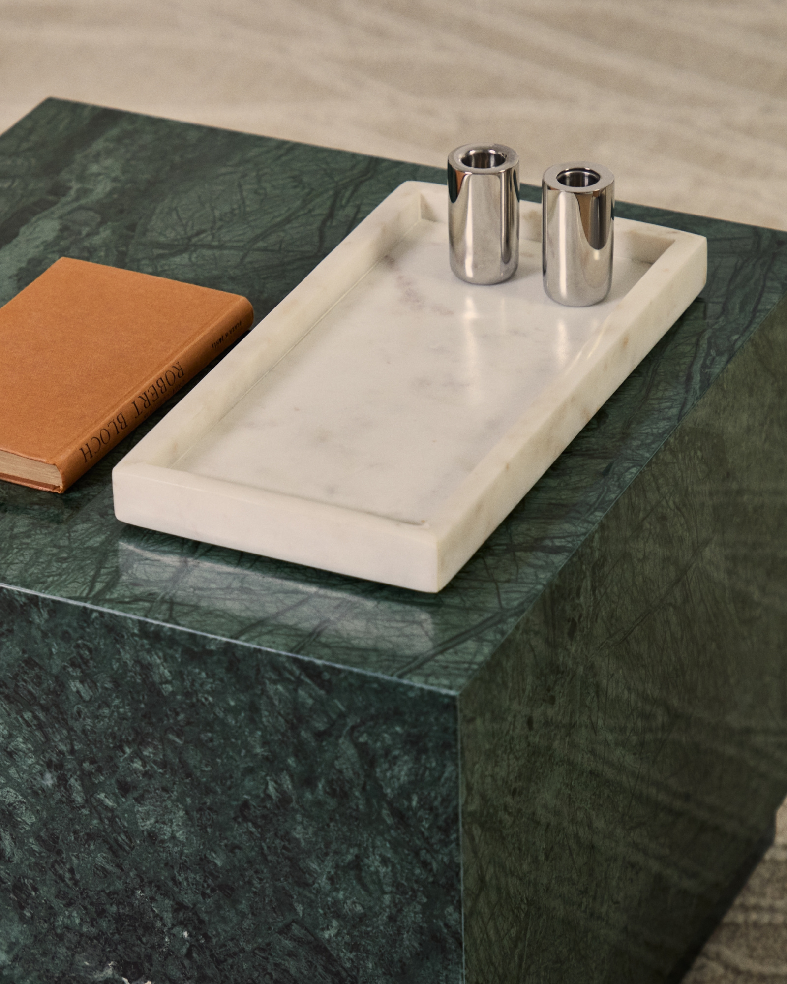 Поднос Serela из белого мрамора 35 x 18 см La Forma 437024