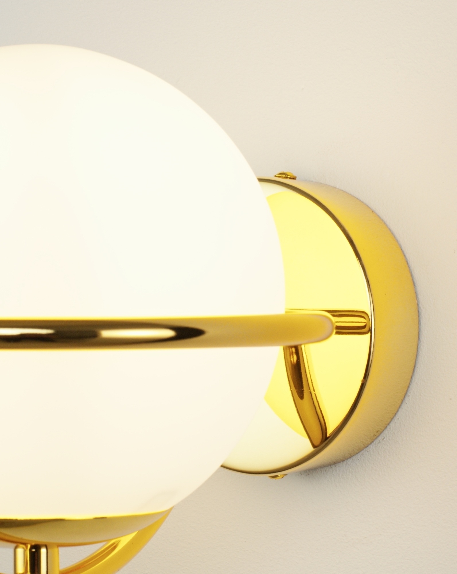 Настенный светильник Moderli V2901-1W Diana 1*E14*5W