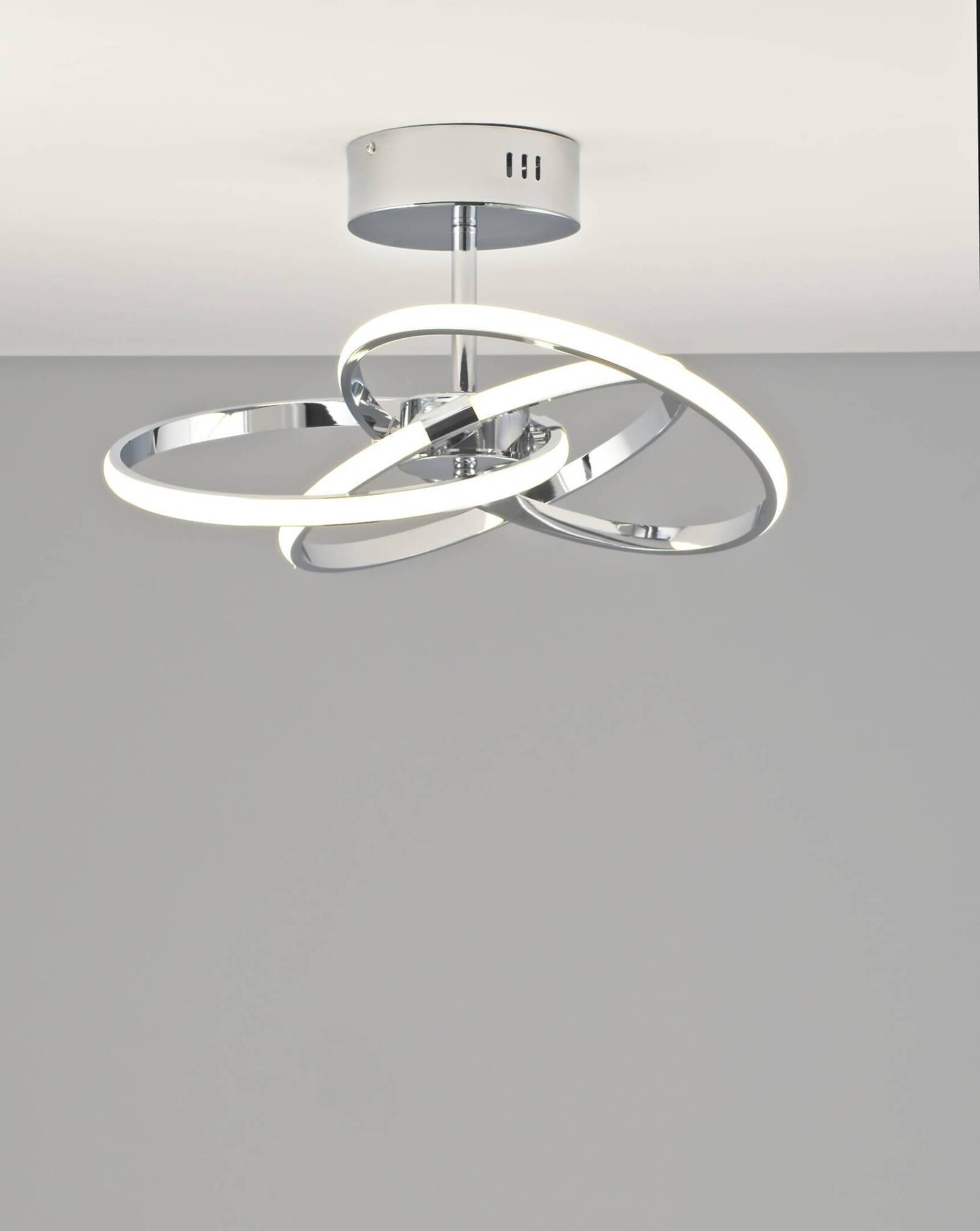 Светодиодная потолочная люстра с пультом Moderli V2820-CL Nino LED 96W