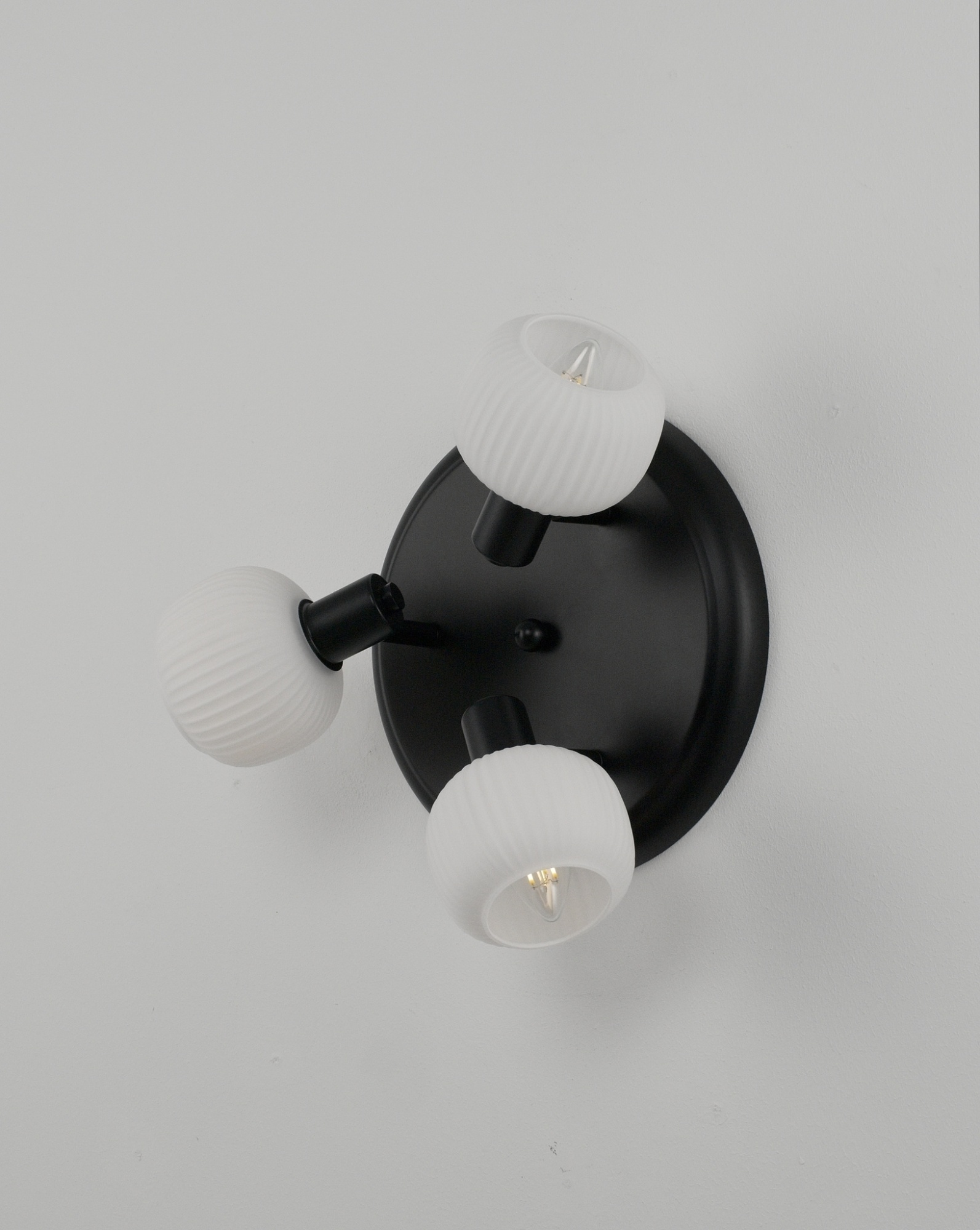 Спот Moderli V3032-3C Katrin 3*E14*40W