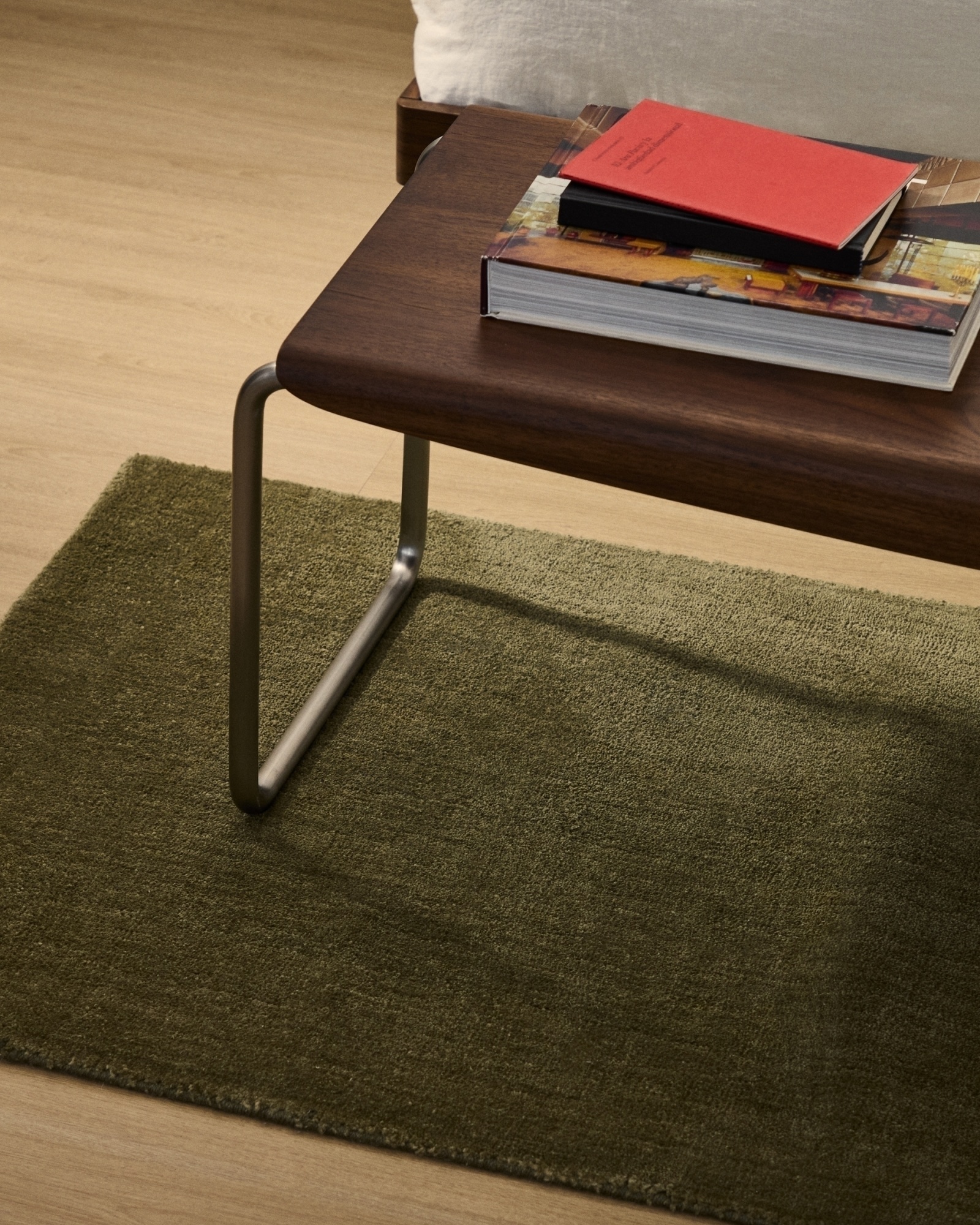 Empuries Ковер зеленого цвета 80 x 200 см La Forma (ex Julia Grup)