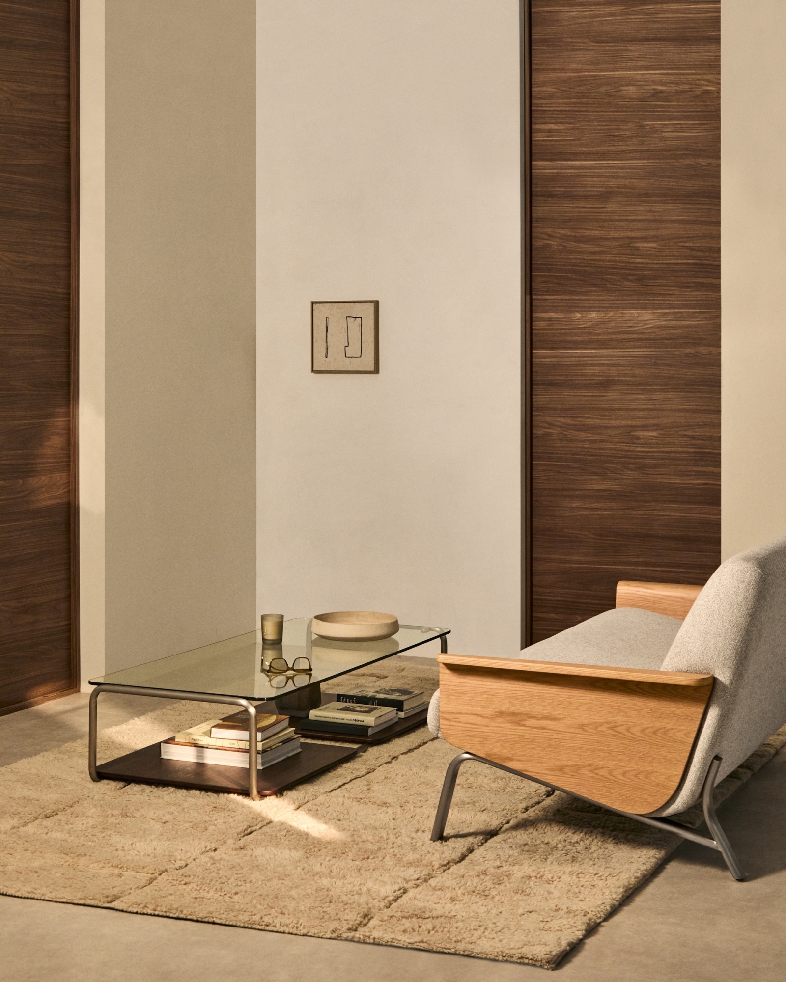 2-местный диван Amsen светло-коричневый с подлокотниками из шпона ореха La Forma (ex Julia Grup)