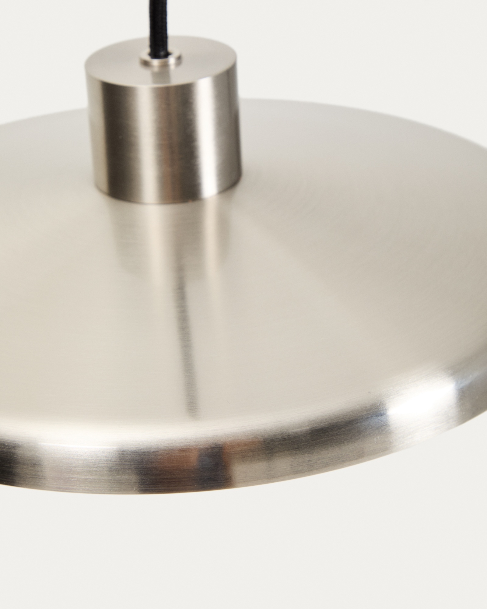 Пoдвесной светильник Nuvira из светло-серого металла La Forma (ex Julia Grup)