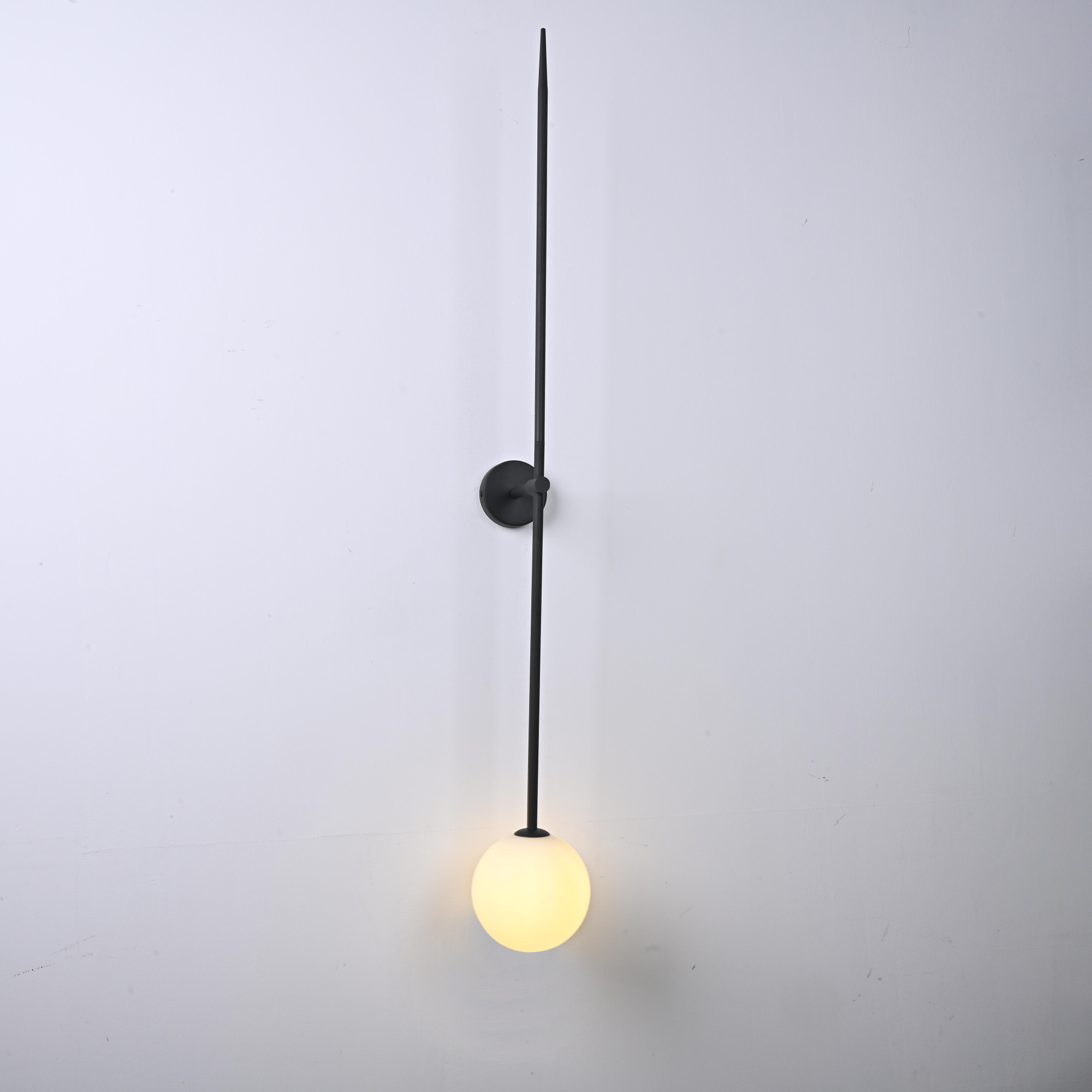 Настенный светильник LINES Ball 150 Black by ImperiumLoft