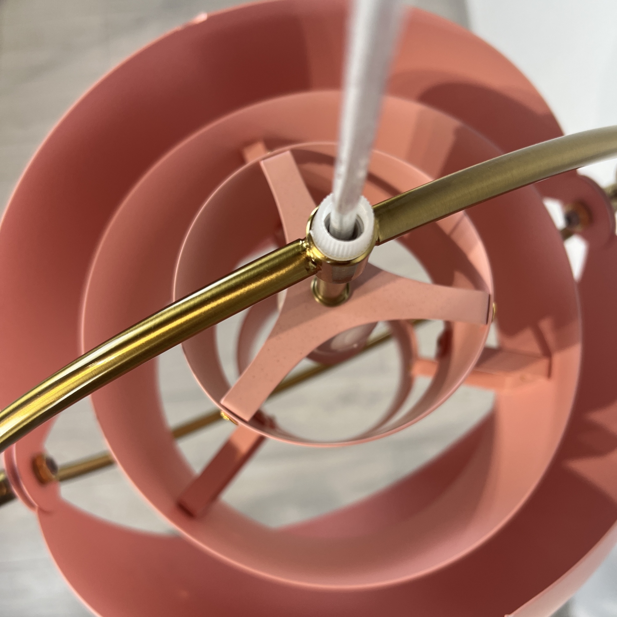 Люстра Louis Weisdorff Gubi Multi-lite Pendant Pink by ImperiumLoft