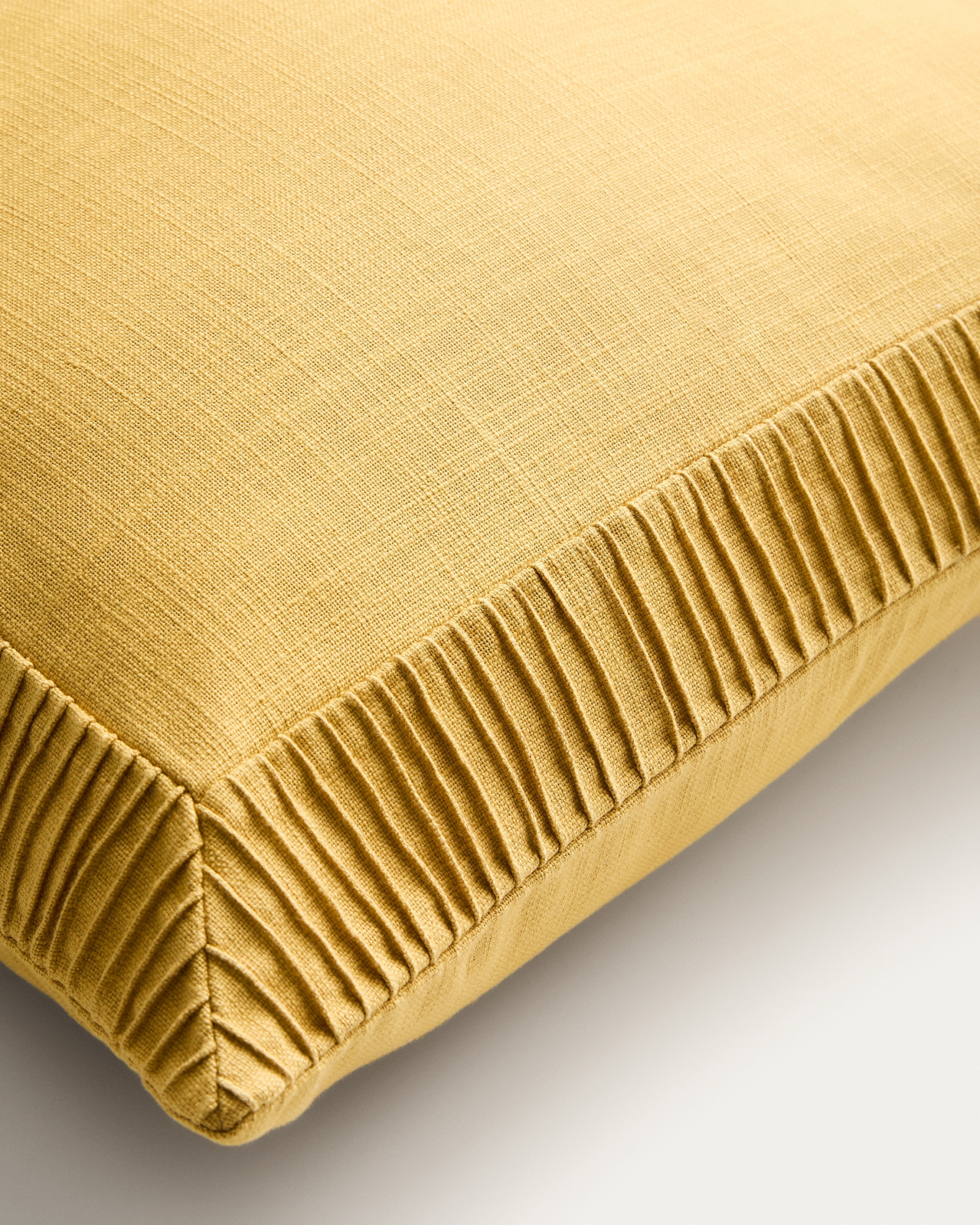 Чехол для подушки Luadia из желтого хлопка с плиссировкой, 50 x 50 см La Forma 481251