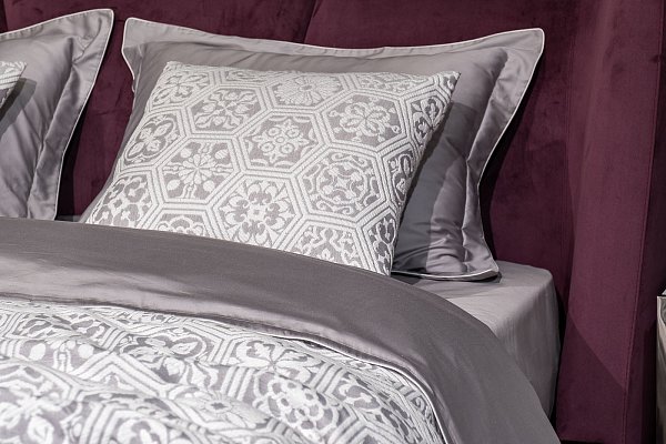 Наволочка декоративная "Ажур" 50х50см серая Garda Decor 16AMR-MTS5050-NAV SER
