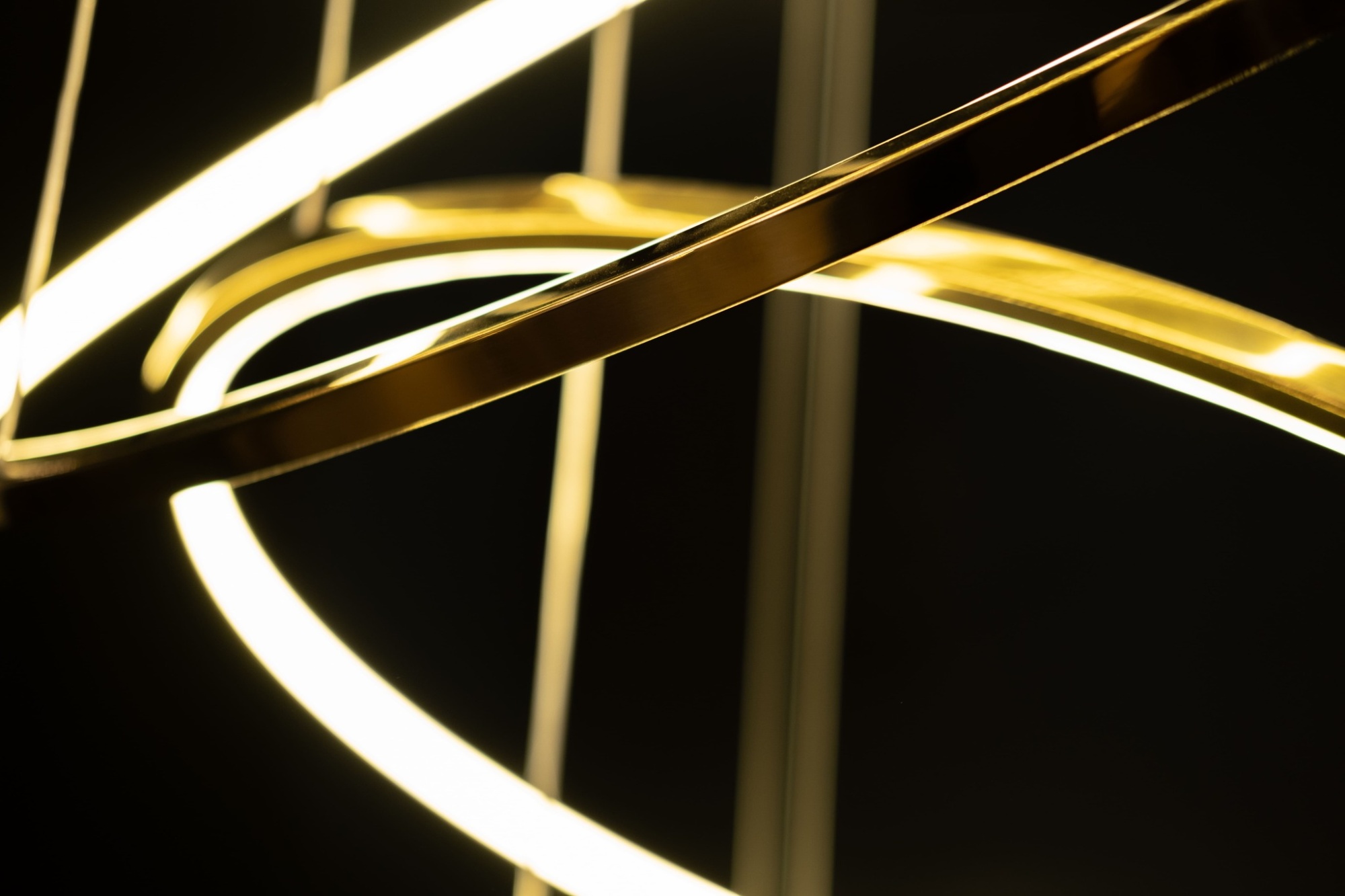 Люстра Milosh tendence 0838CL-245GD