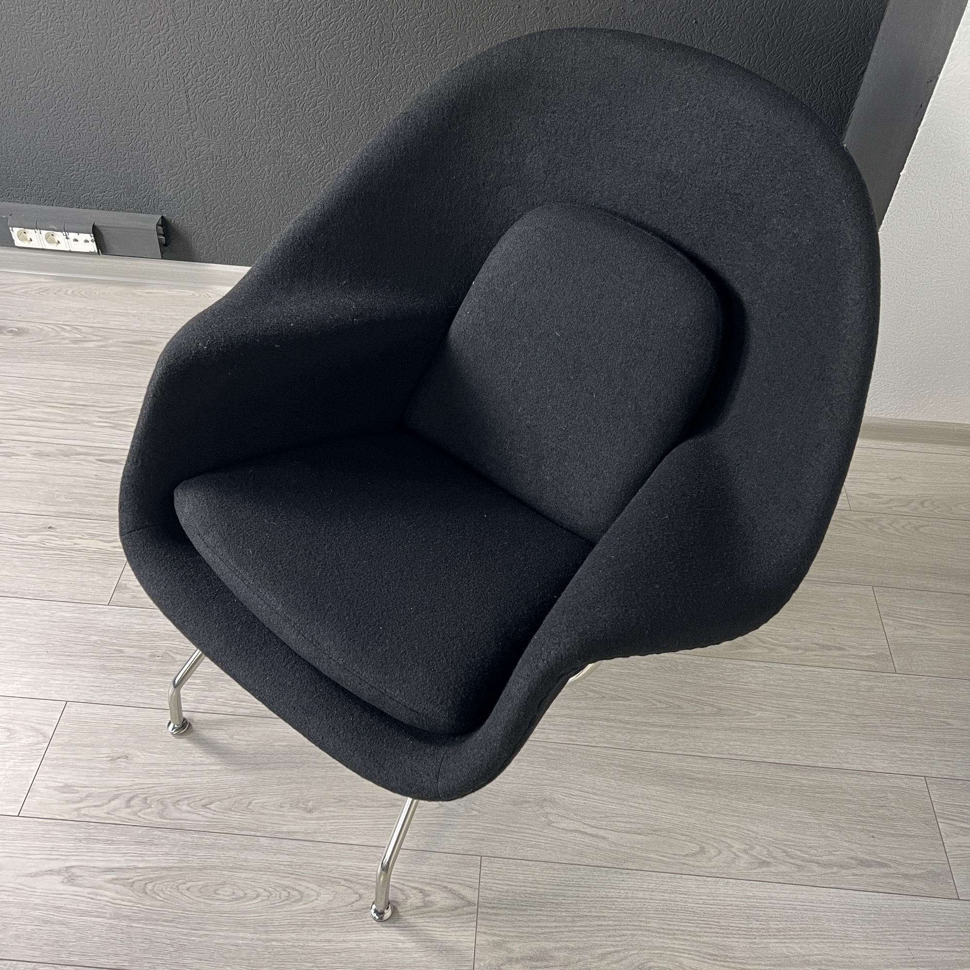 Кресло Womb Chair And Ottoman Designed By Eero Saarinen In 1948 By Imperiumloft