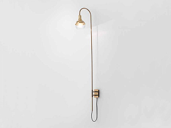 Бра Helmet Curve латунь - прозрачное стекло Aromas del Campo