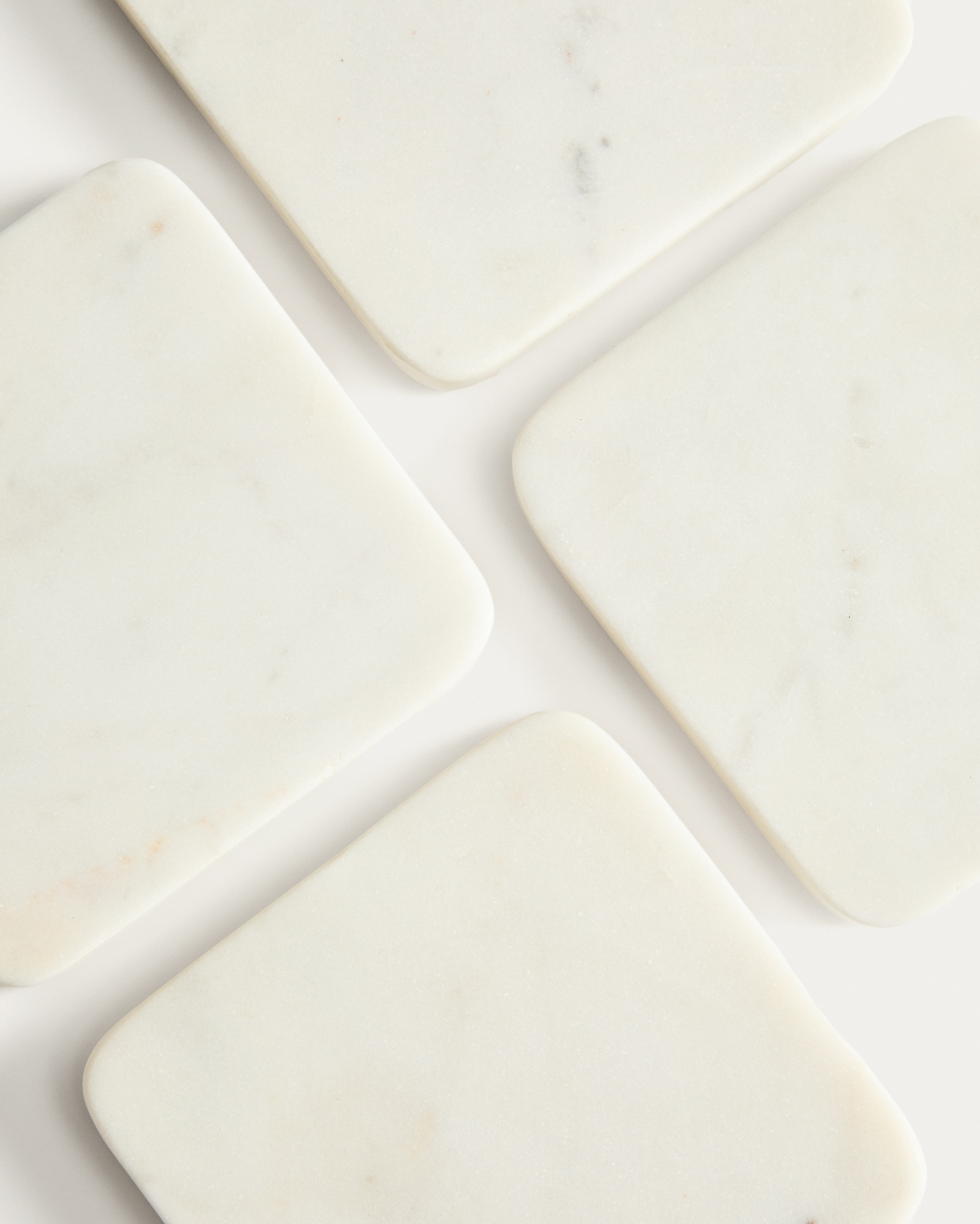 Nuvir набор из 4 подставок из белого мрамора La Forma (ex Julia Grup)