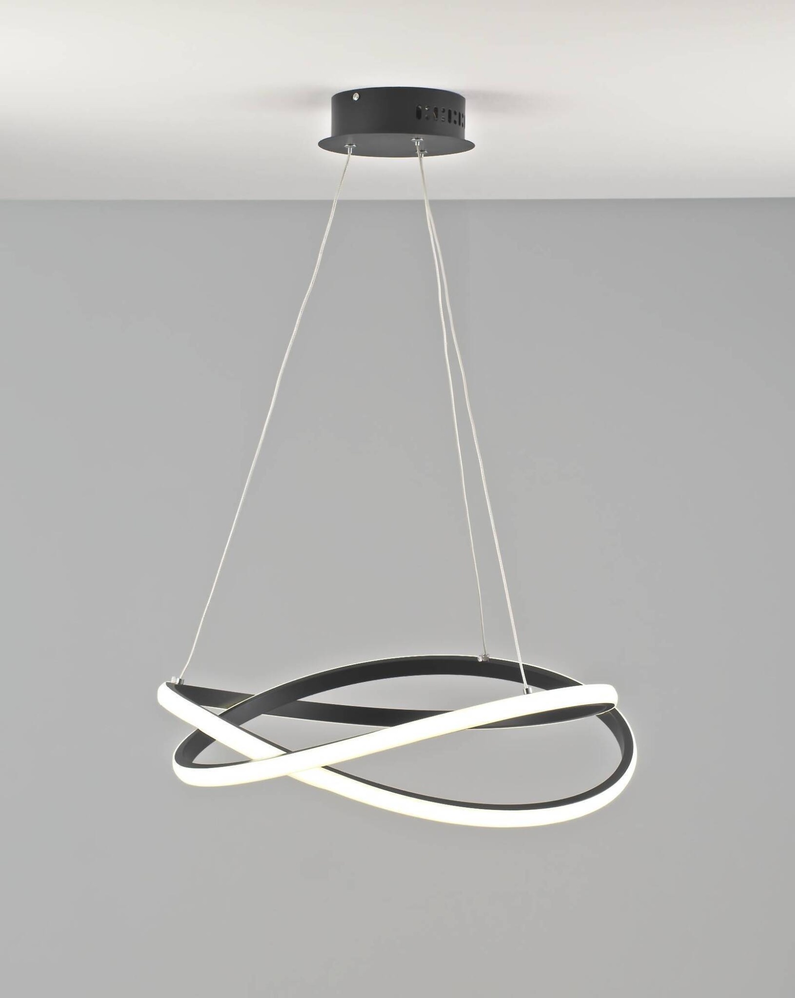 Светодиодная подвесная люстра с пультом Moderli V2780-PL Ello LED 118W