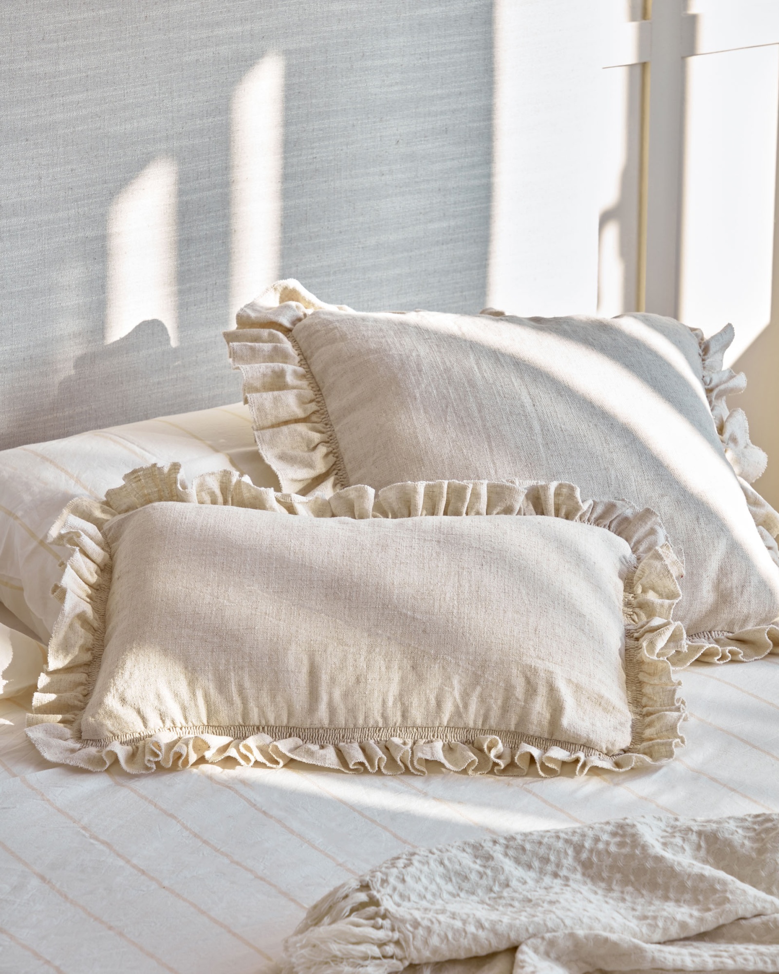 Скамья Beida из массива тика, 120 см La Forma (ex Julia Grup)