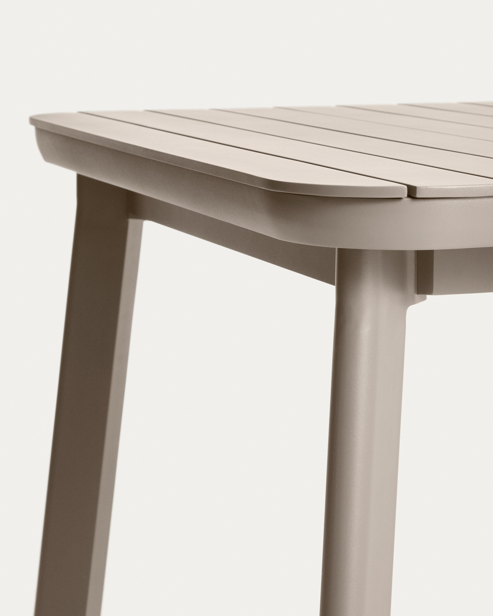 Раздвижной уличный стол Izola из алюминия с бежевой отделкой, 185 (235) x 100 см La Forma 482261