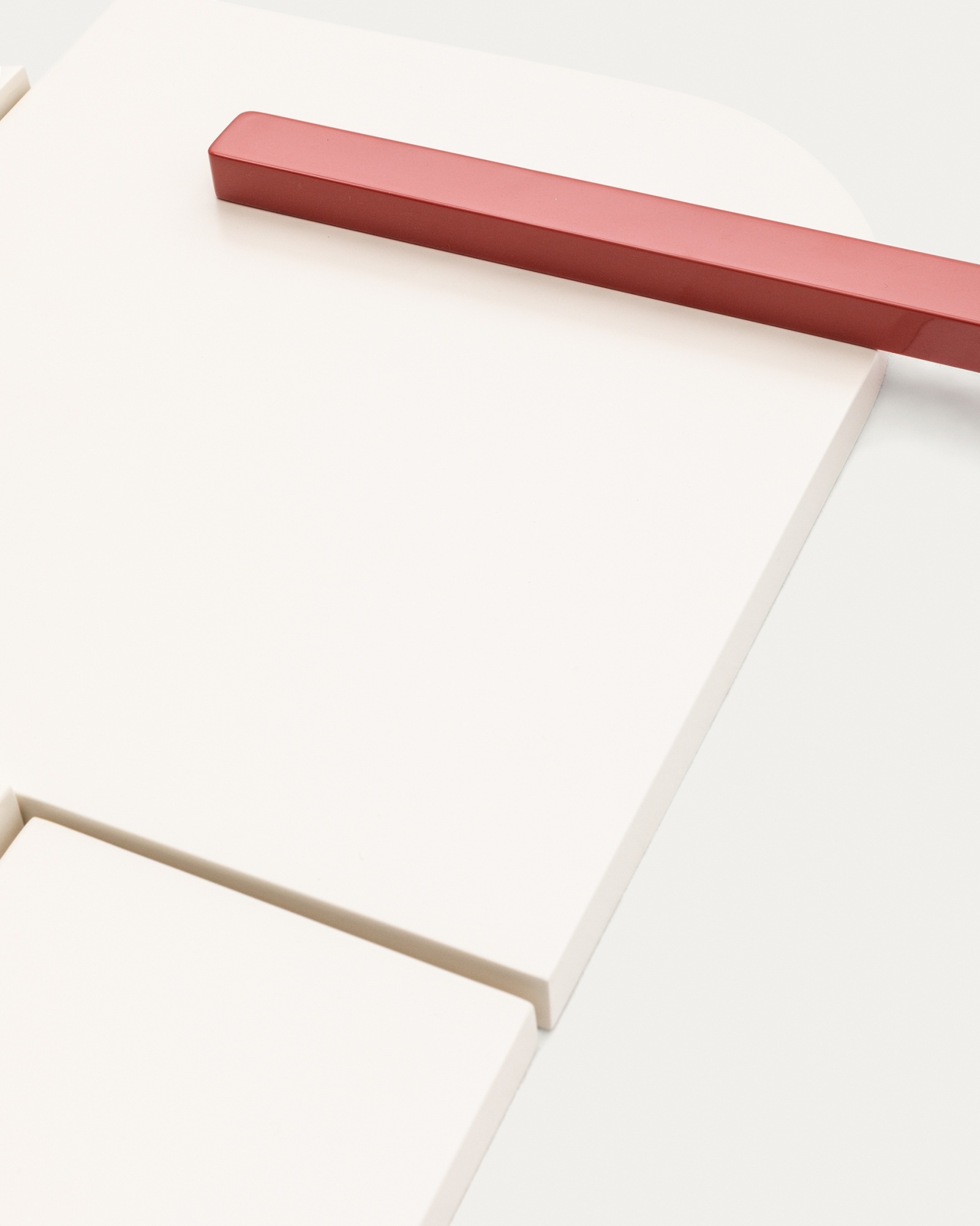 Настенная панель Danei бело-красная 50 x 30 см La Forma (ex Julia Grup)