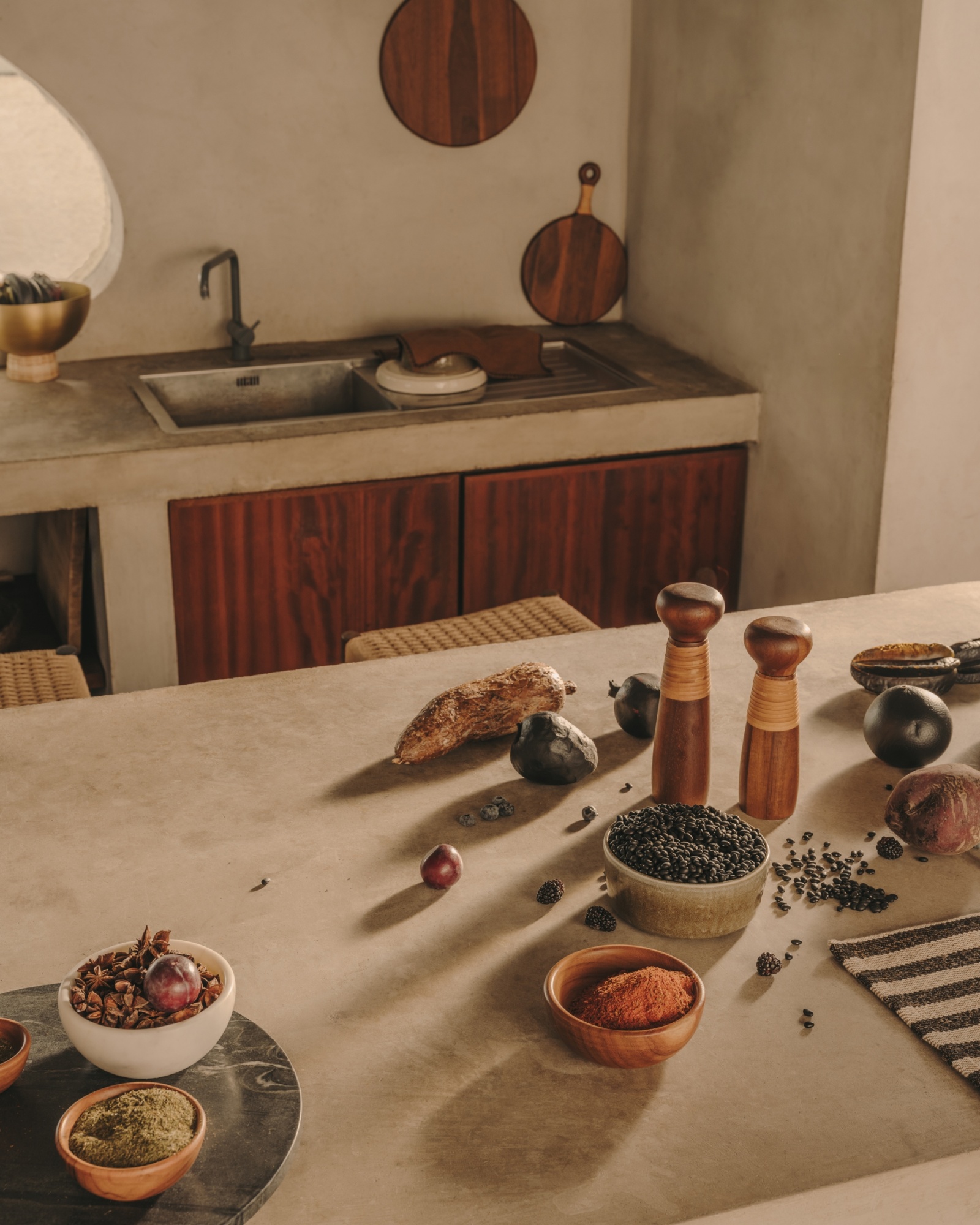 Sardis Мельница для перца 22,9 см La Forma (ex Julia Grup)