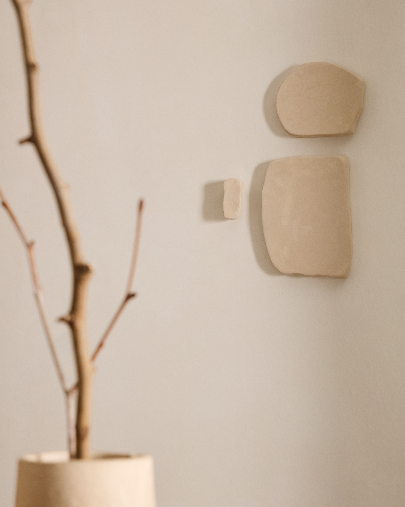 Набор из 3 квадратных настенных панелей Siluna из белого папье-маше La Forma (ex Julia Grup)