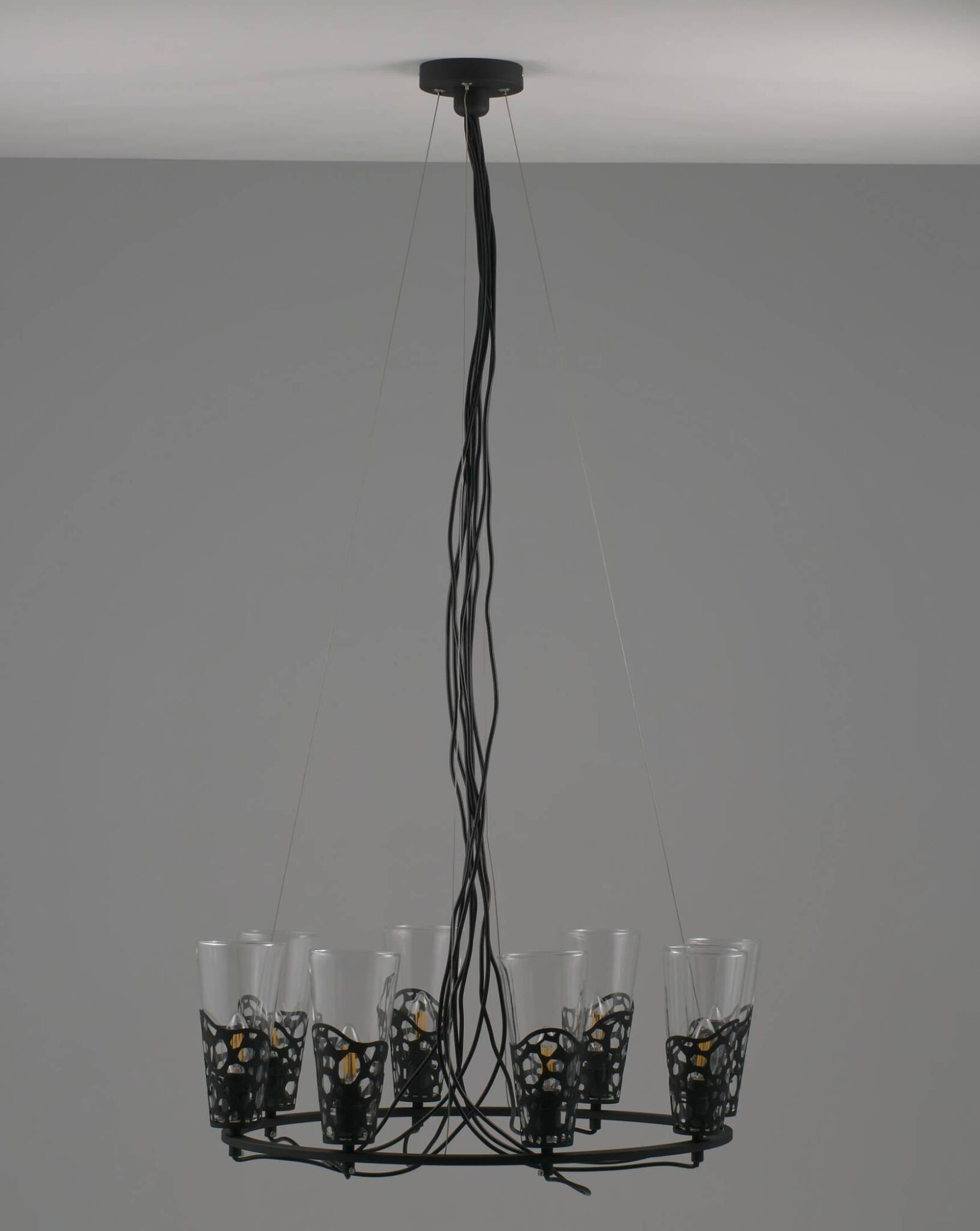 Люстра подвесная Moderli V2810-8P Valerie 8*E14*440W