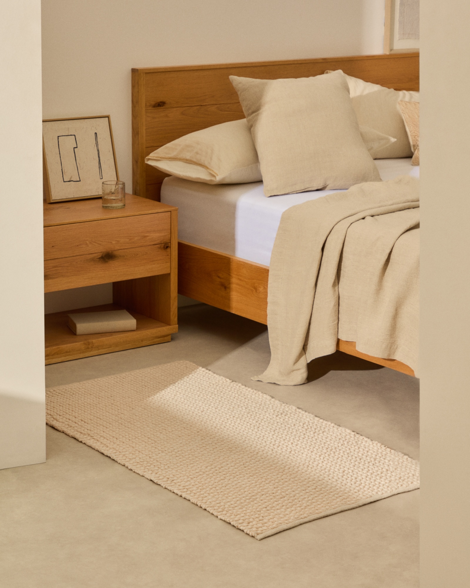 Ковер Mascarell из хлопка и полиэстера белого цвета 70 x 140 см La Forma (ex Julia Grup)